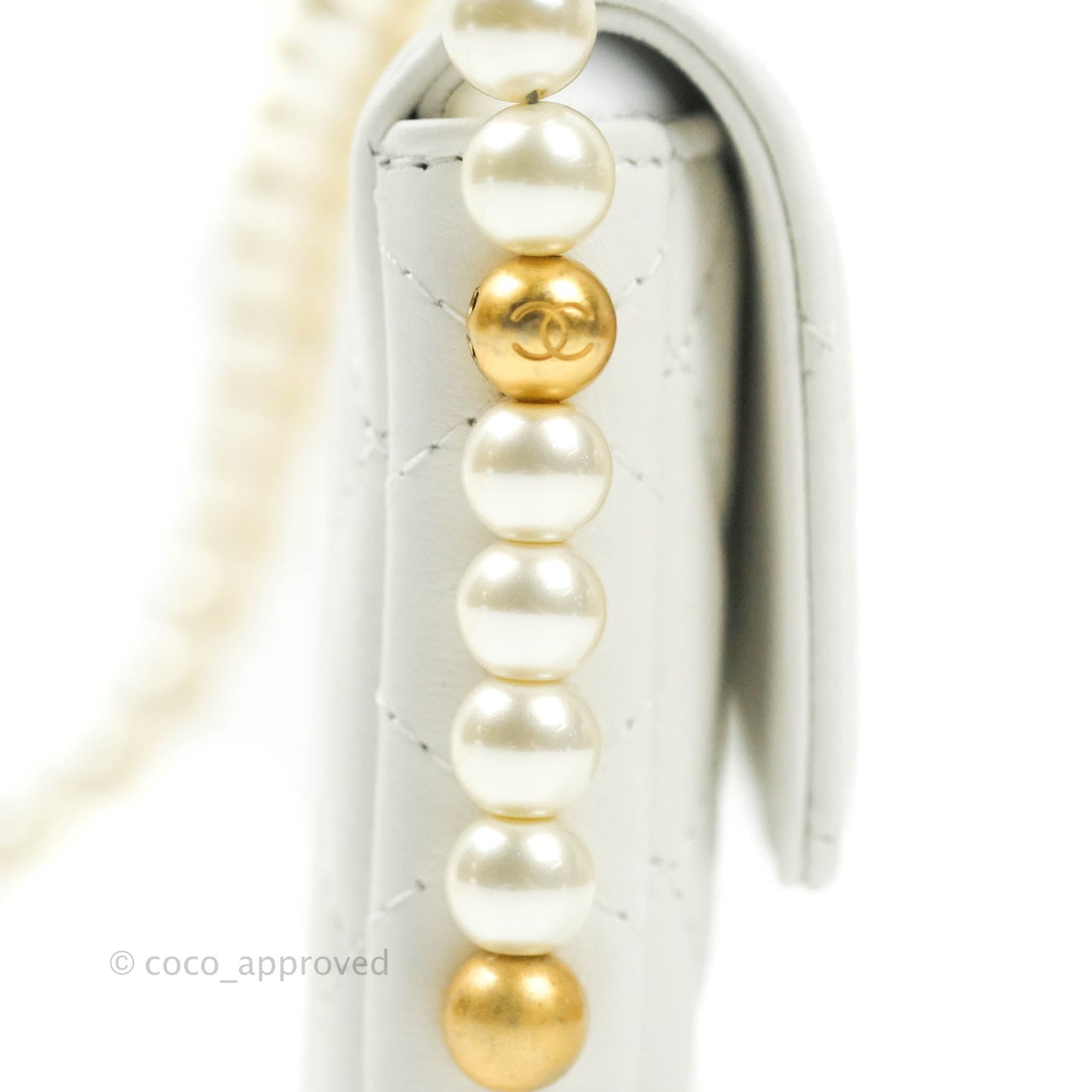 Chanel Flap Card Holder With Pearl Chain White Calfskin Aged Gold Hardware