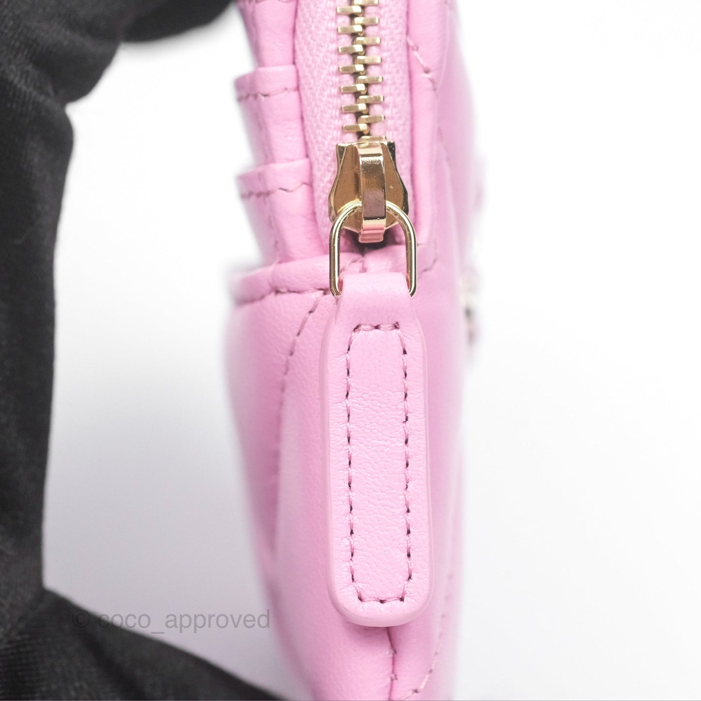 Chanel 19 Zipped Coin Purse Card Holder Pink Lambskin