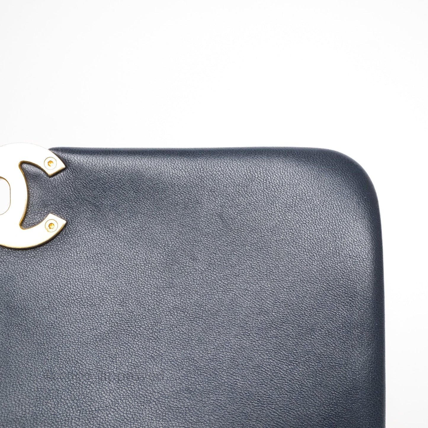 Chanel Quilted Entwined Chain Bag Navy Lambskin Aged Gold Hardware 21P