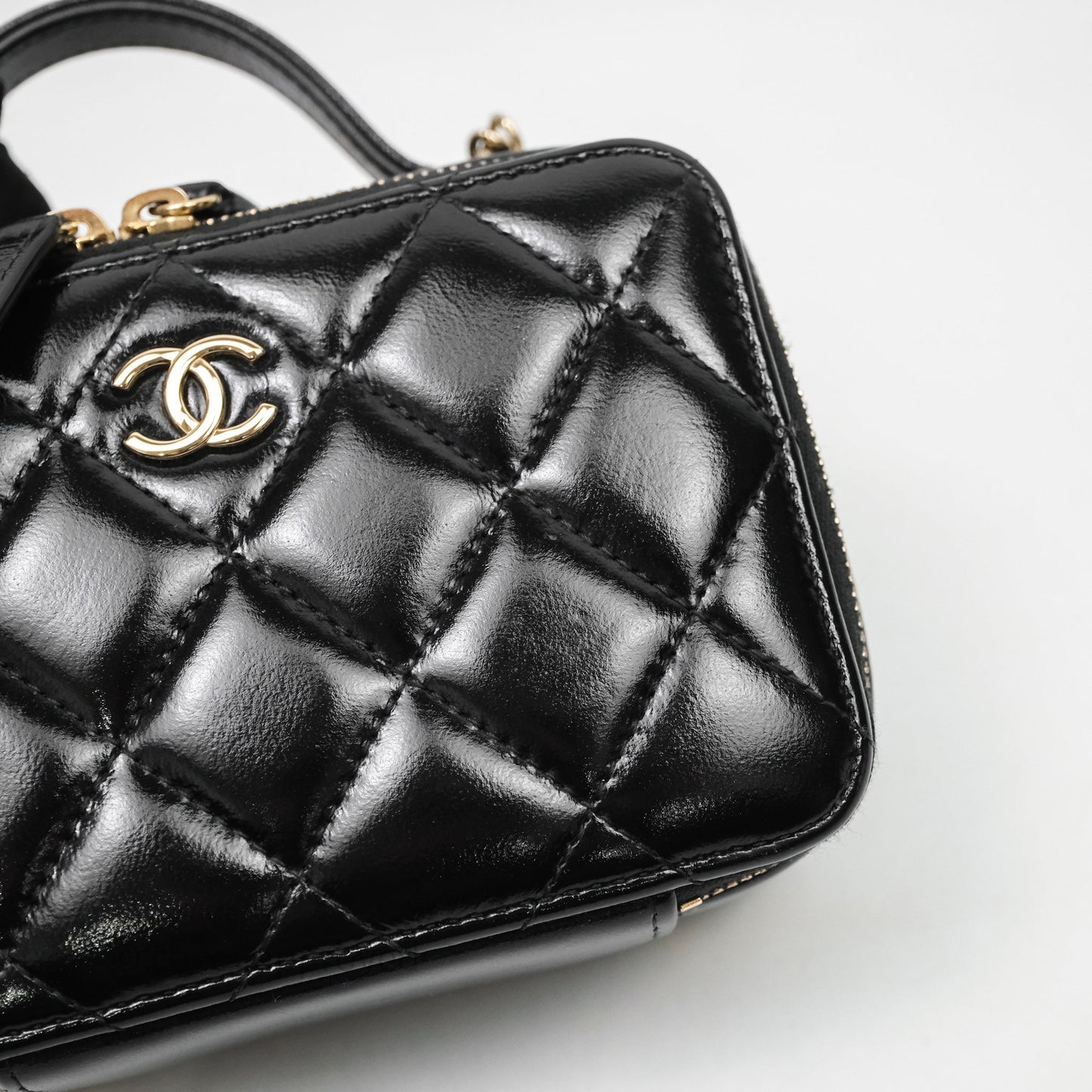 Chanel Small Top Handle Vanity Case Black Shiny Crumpled Calfskin Gold Hardware