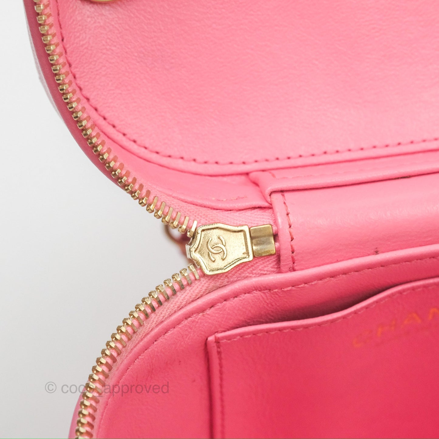 Chanel Small Quilted Top Handle Vanity Case Pink Lambskin Gold Hardware