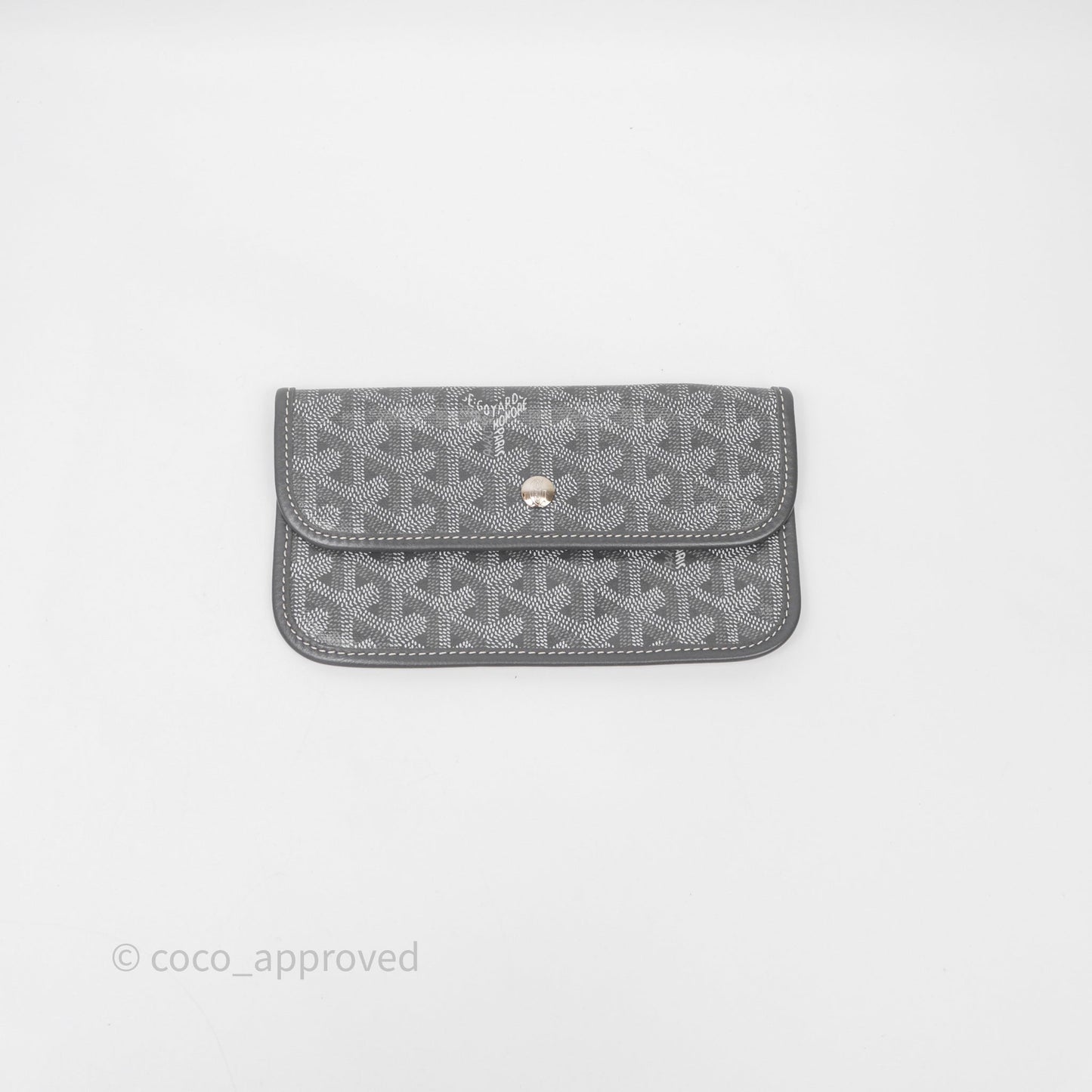 Goyard St Louis Tote PM ⁣⁣⁣⁣⁣⁣⁣⁣⁣⁣⁣⁣⁣⁣⁣⁣⁣⁣⁣⁣Grey