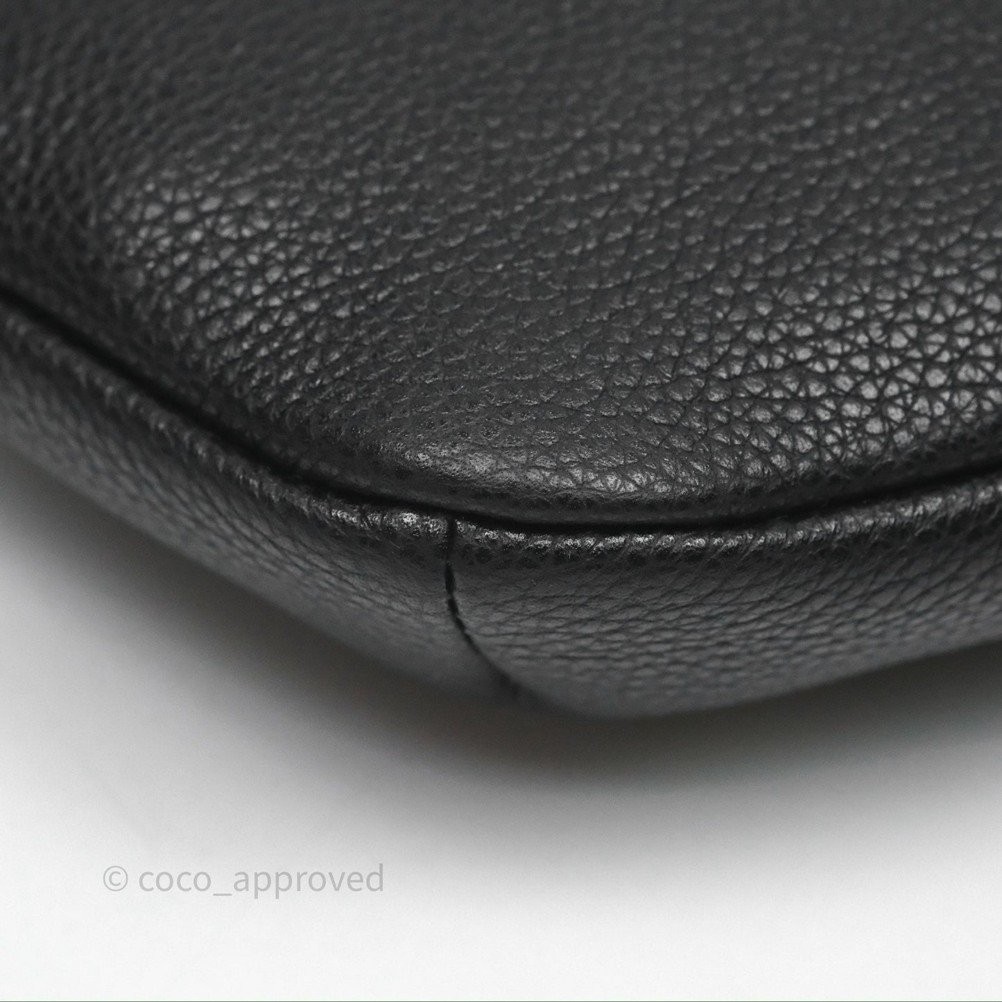 Gucci Logo Print Belt Bag Black Grained Calfskin