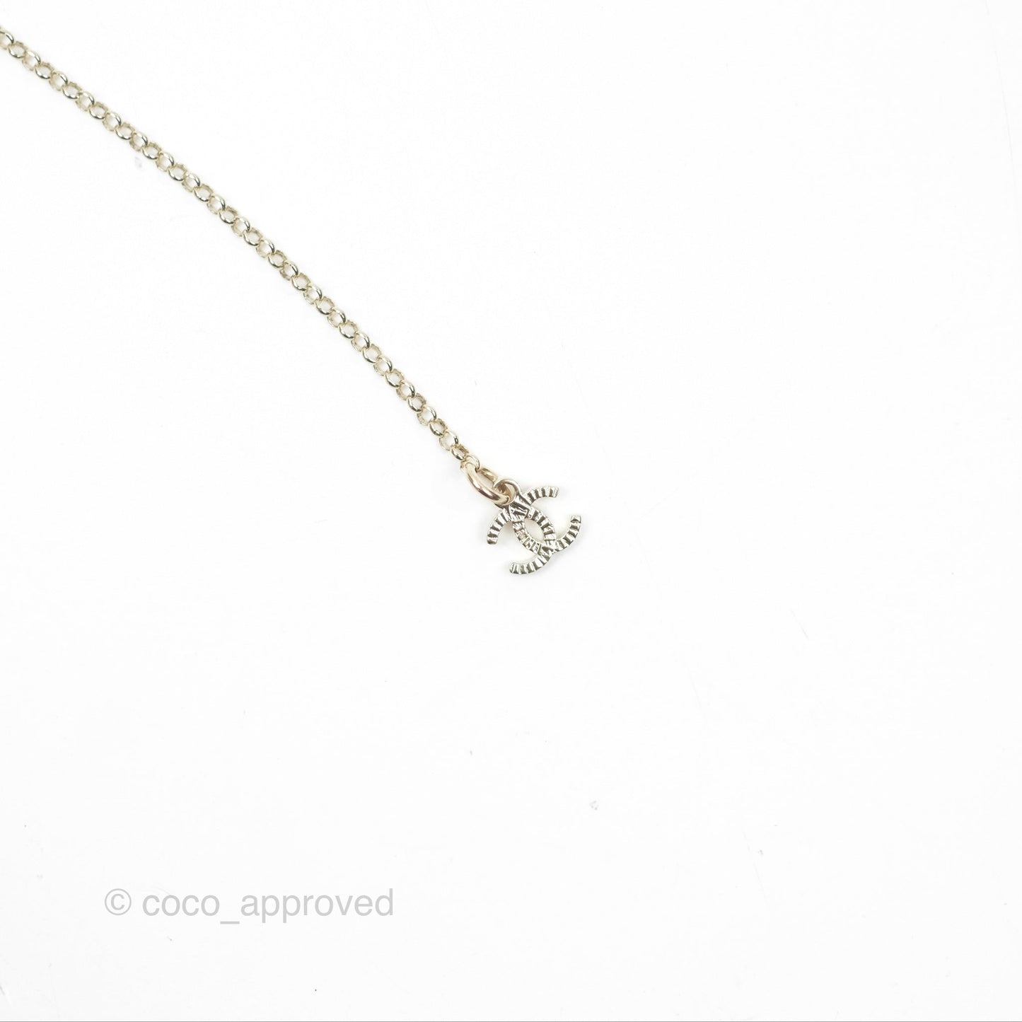 Chanel Heart Pearl CC Necklace Gold Tone 22V