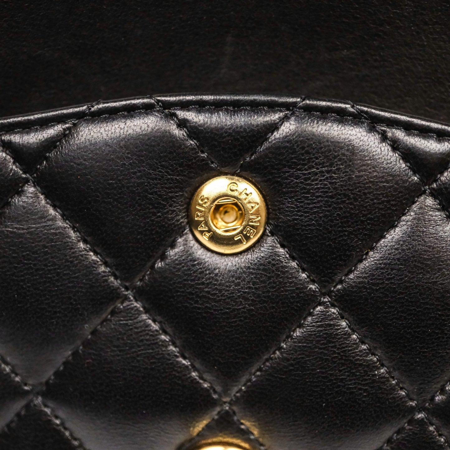 Chanel Classic M/L Medium Flap Quilted Black Lambskin Gold Hardware