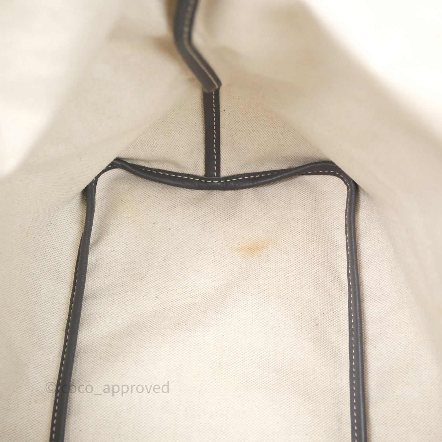 Goyard St Louis Tote PM ⁣⁣⁣⁣⁣⁣⁣⁣⁣⁣⁣⁣⁣⁣⁣⁣⁣⁣⁣⁣Grey