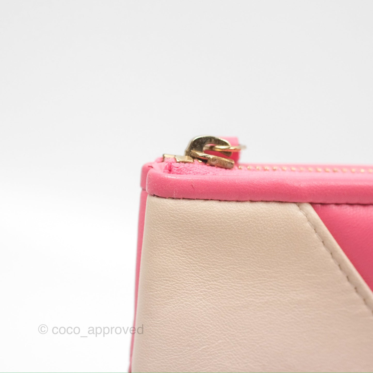 Chanel Cosmetic Case Clutch Patchwork Lambskin Gold Hardware