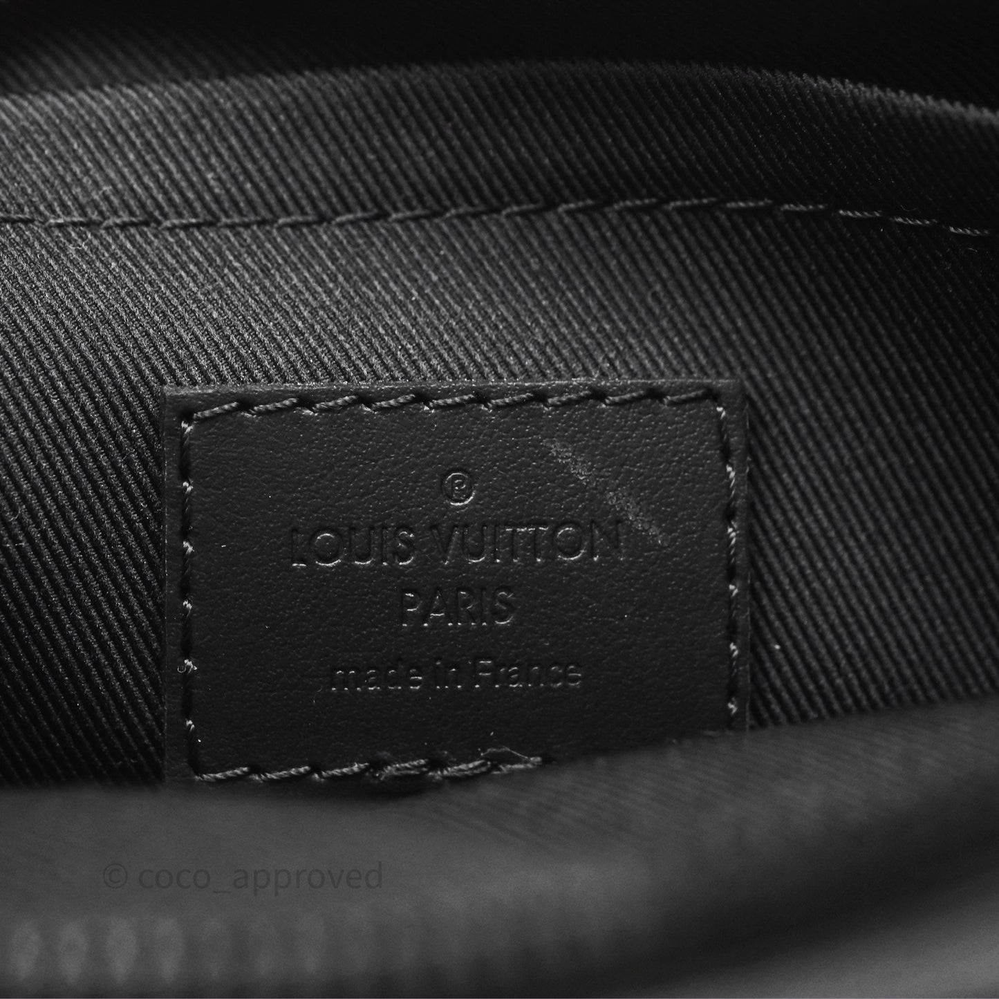 Louis Vuitton Fastline Messenger Black