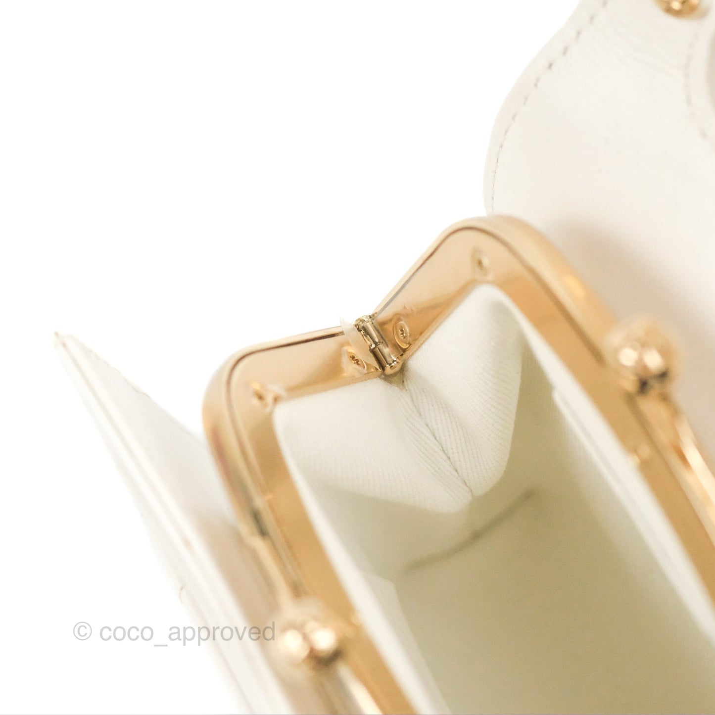 Chanel Coin Purse Clutch With Chain White Lambskin Gold Hardware