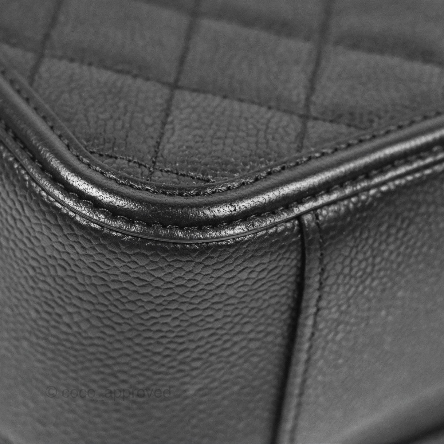 Chanel Quilted Large CC Filigree Vanity Case Black Caviar Gold Hardware