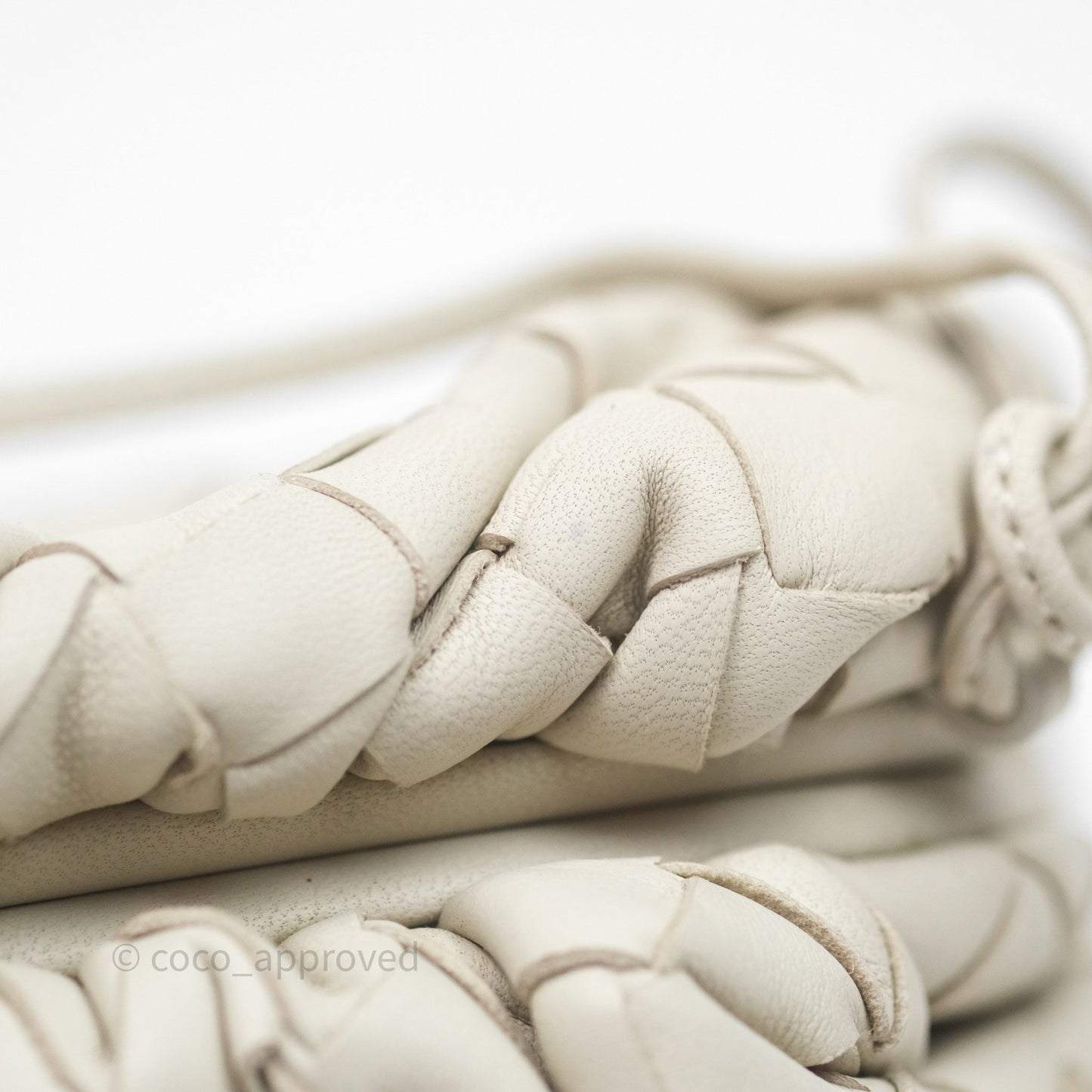 Bottega Veneta Mini Pouch Chalk Intrecciato Calfskin