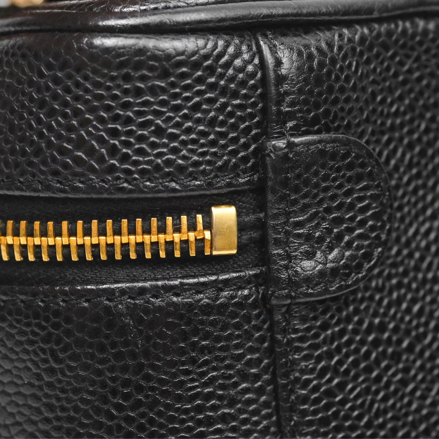 Chanel Vintage Vanity Case Black Caviar Gold Hardware