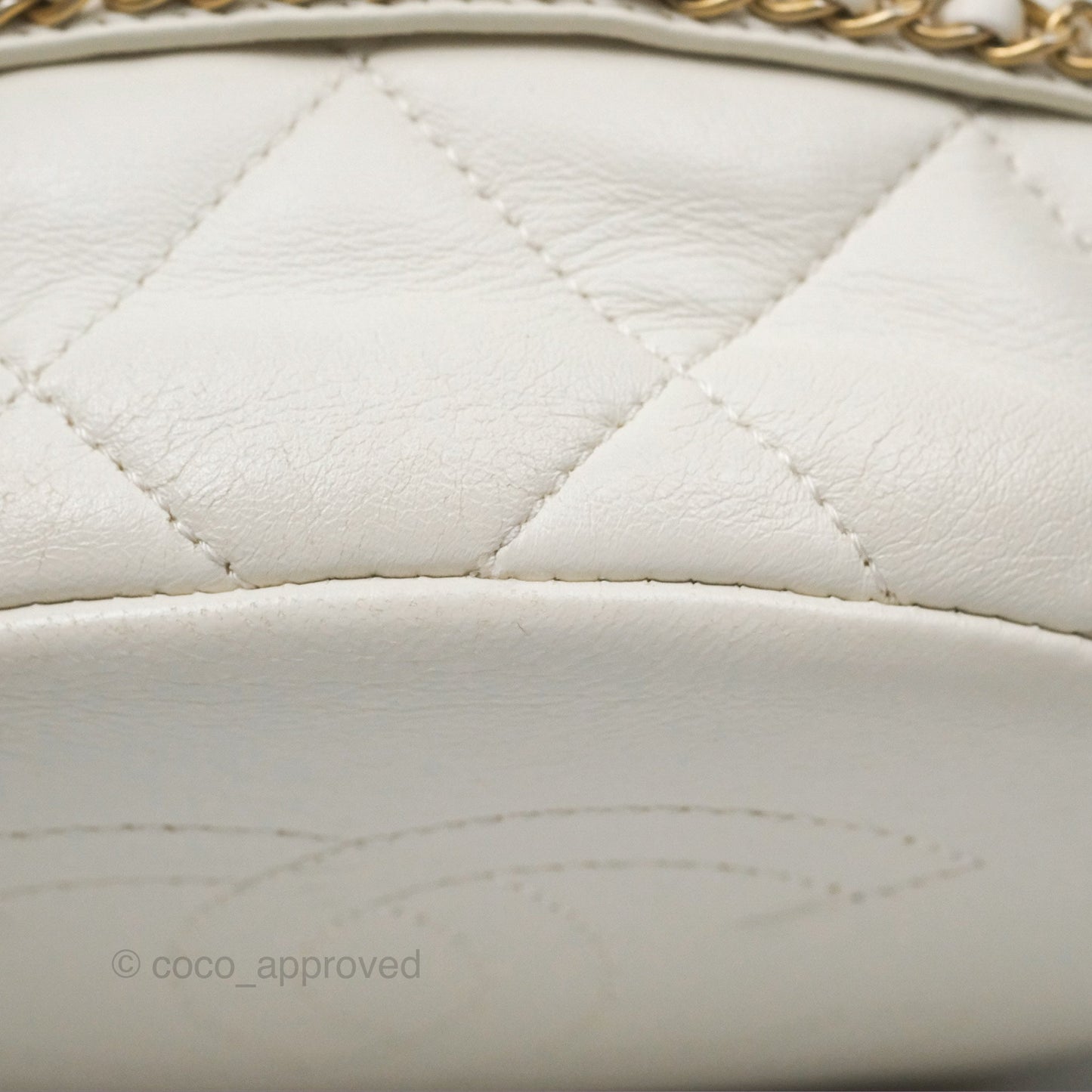 Chanel Quilted Drawstring Bucket Bag Ivory Lambskin Aged Gold Hardware