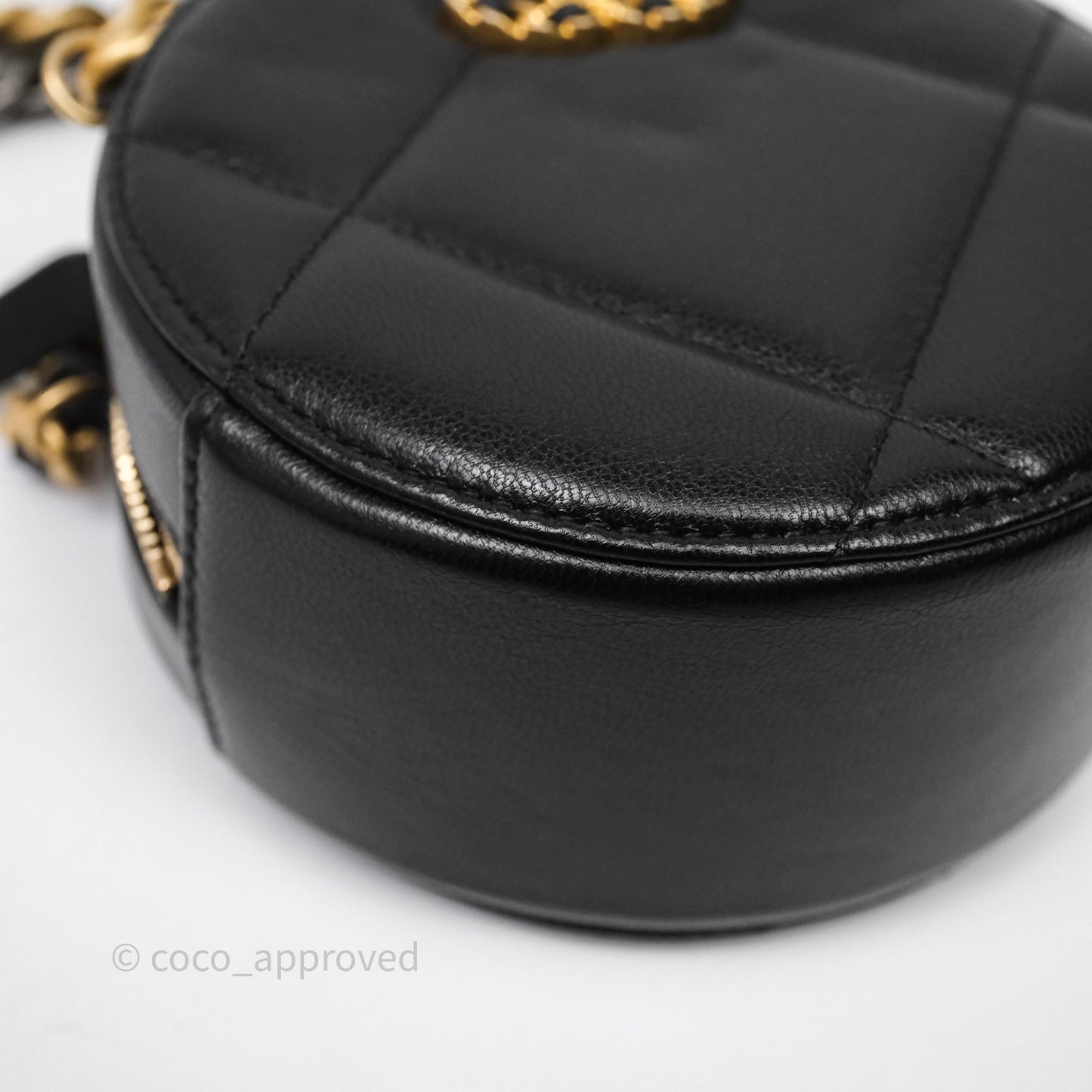 Chanel 19 Round Clutch With Chain Black Mixed Hardware