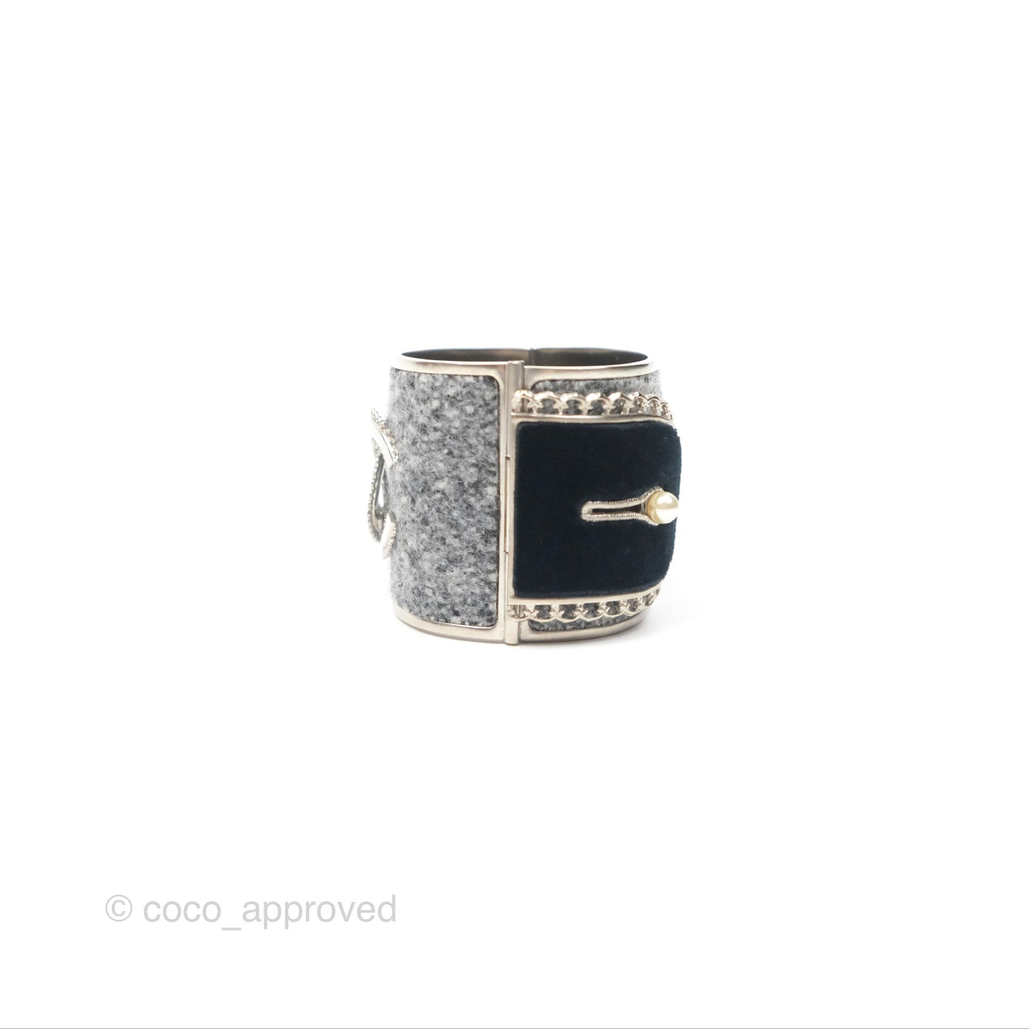 Chanel CC Pearl Bracelet Grey Navy Silver Tone 15V