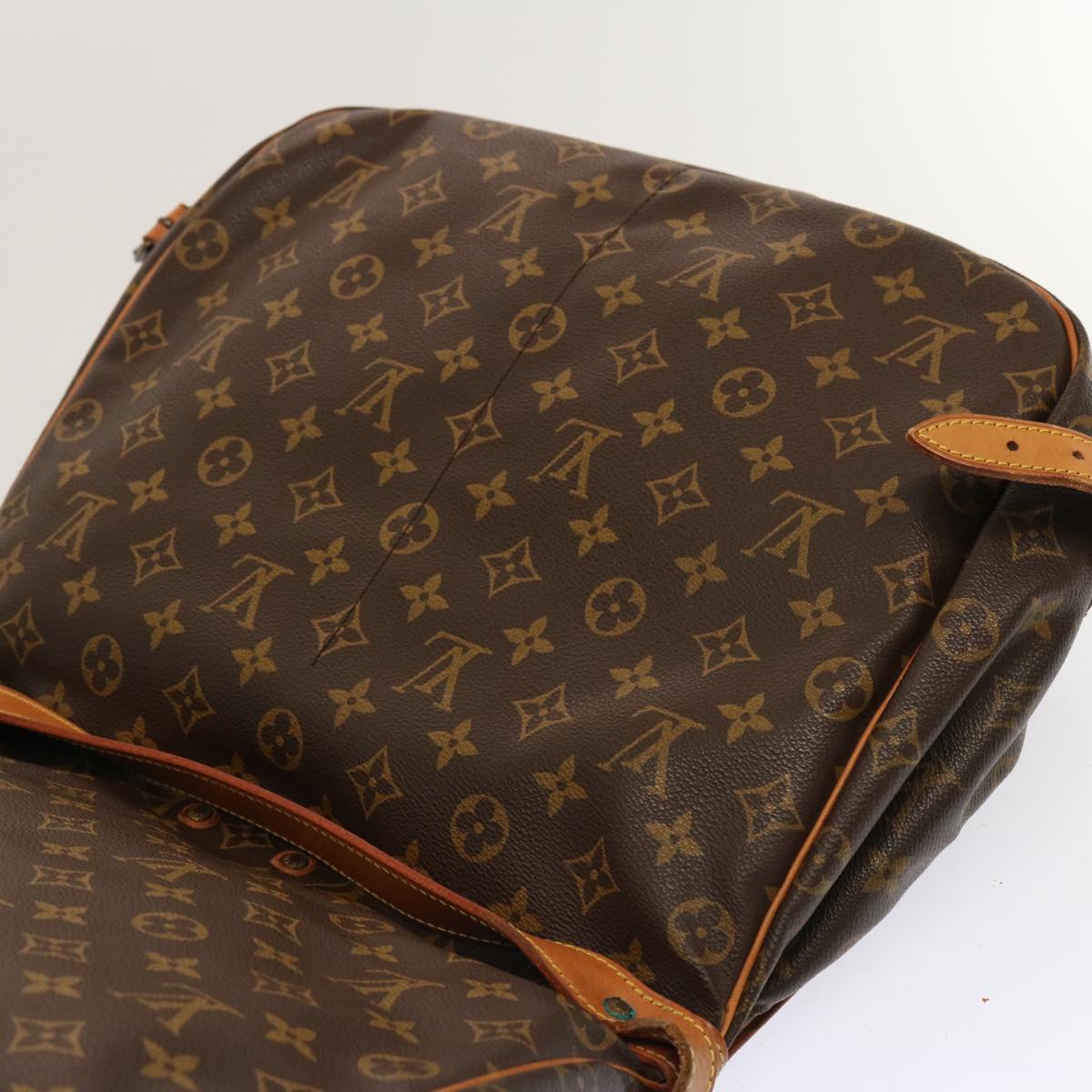 LOUIS VUITTON Monogram Saumur 35 Shoulder Bag M42254 LV 65145