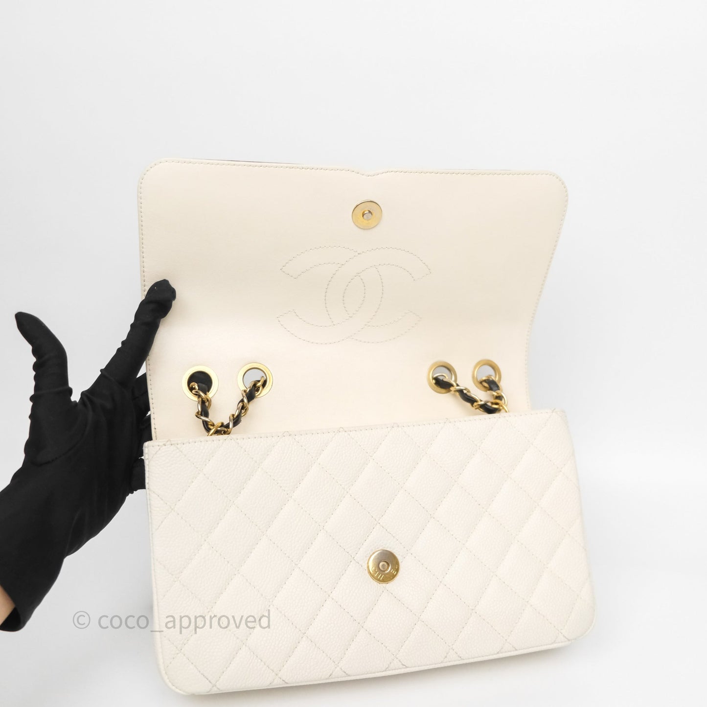 Chanel Quilted Medium CC Filigree Flap White/ Black Caviar
