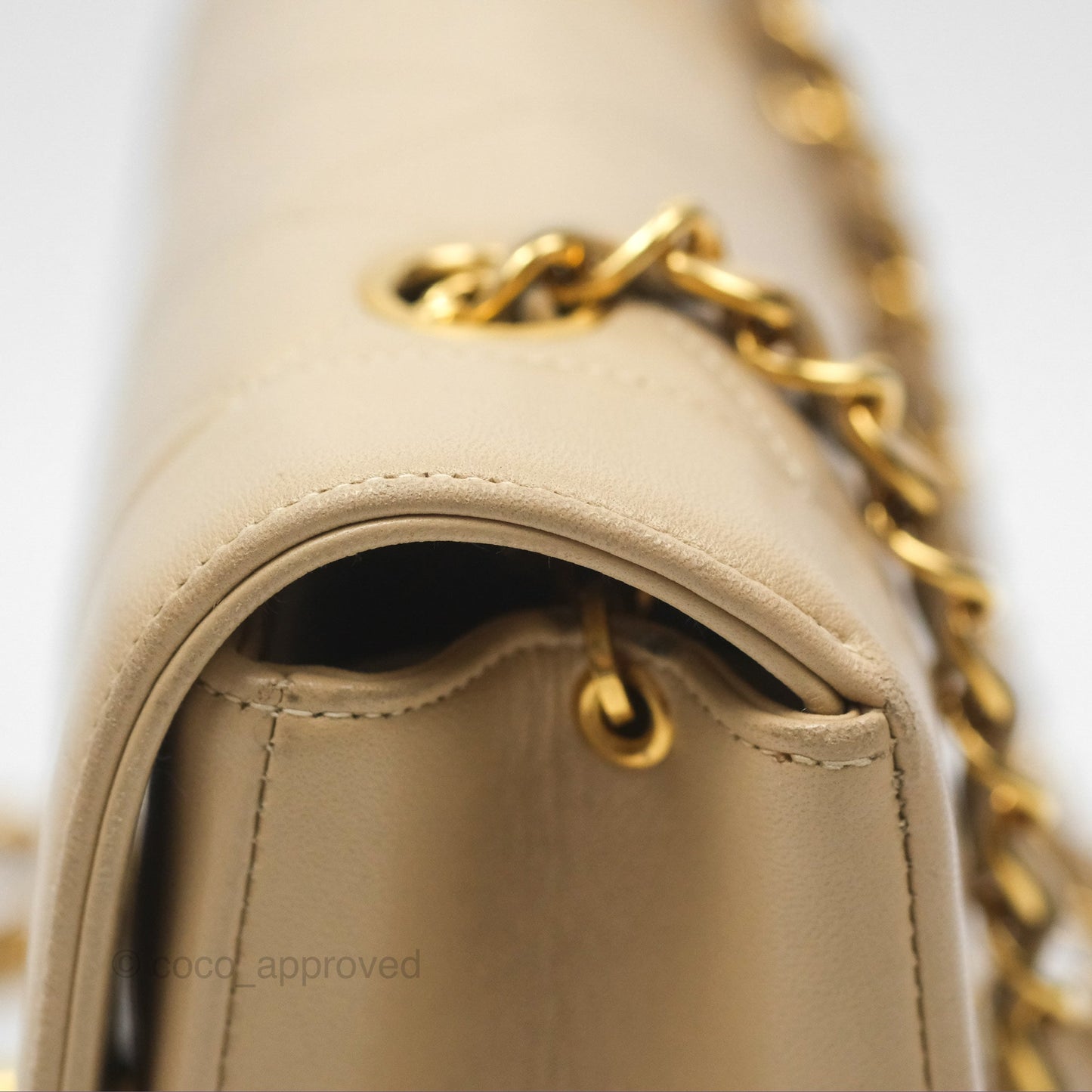 Chanel Vintage Small Quilted Classic Diana Flap Bag Beige Lambskin 24K Gold Hardware