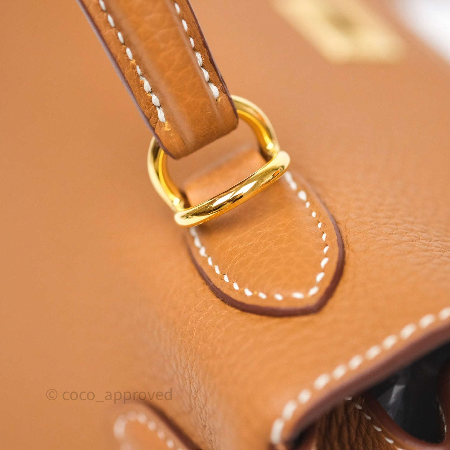 Hermès Kelly Retourne 25 Gold Togo Gold Hardware