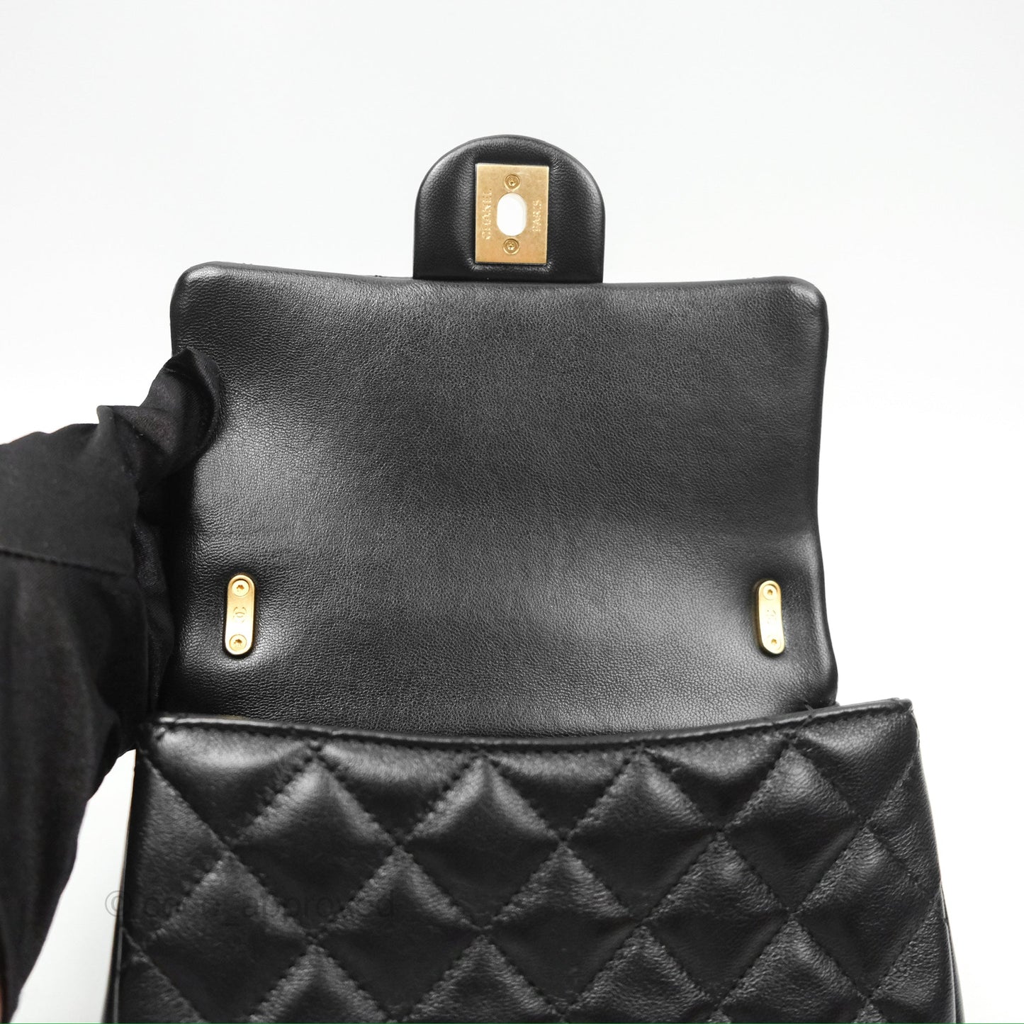 Chanel Mini Flap Bag with Pearl Chain Black Shiny Lambskin Aged Gold Hardware 24P
