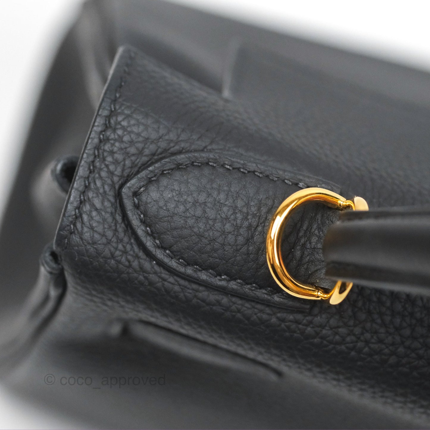 Hermès Retourne Kelly 28 Black Noir 89 Togo Gold Hardware
