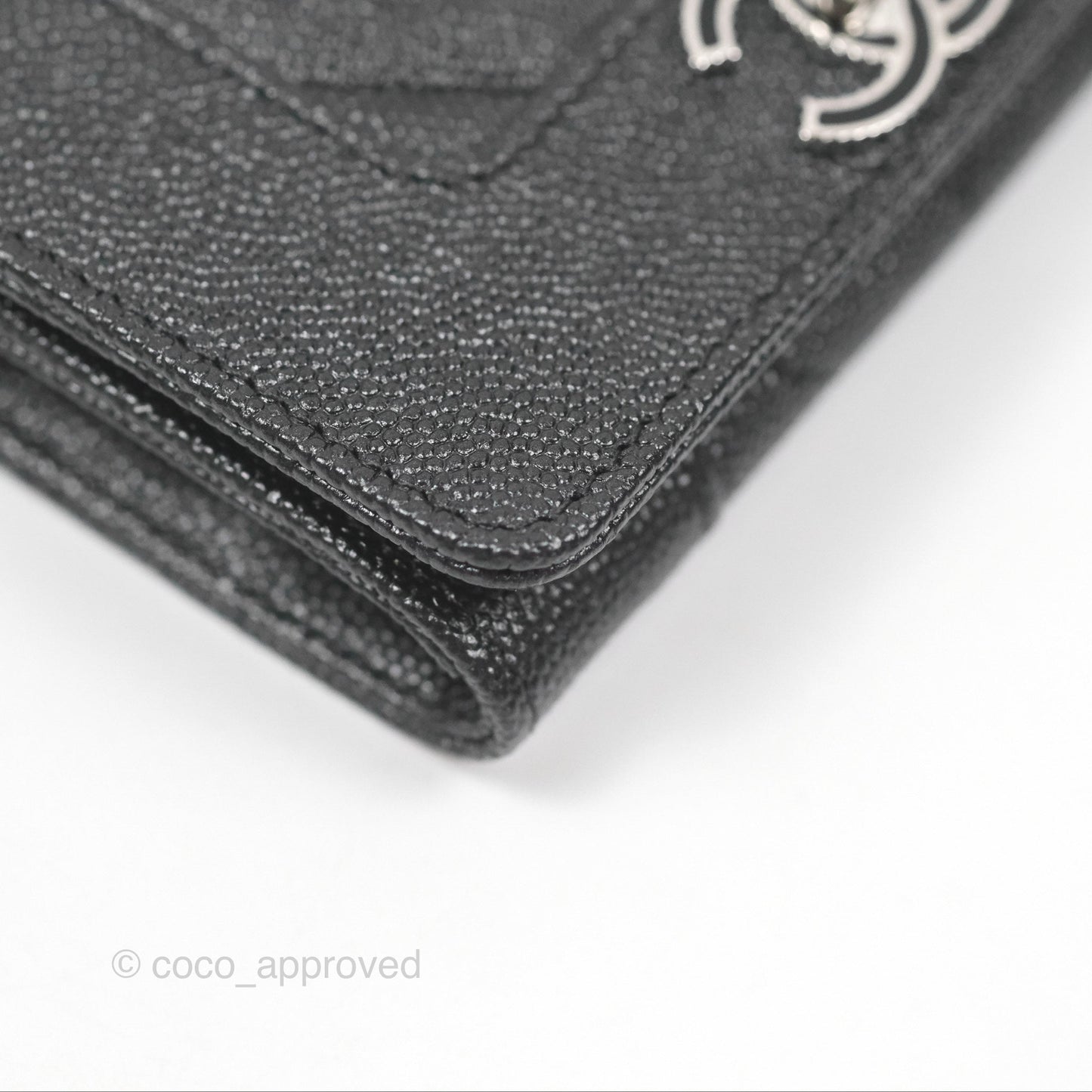Chanel Chevron Mademoiselle Card Holder Iridescent Black Caviar Silver Hardware