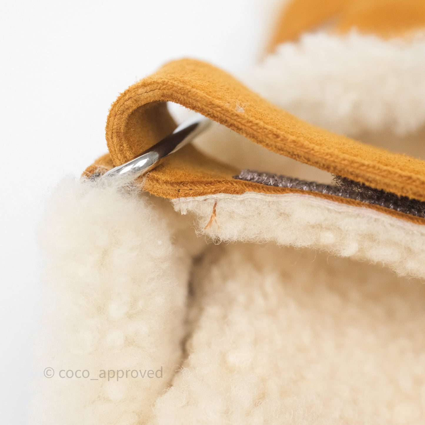 Hermès Chypre Sandal Shearling Beige Kraft / Ecru Goatskin Size 37