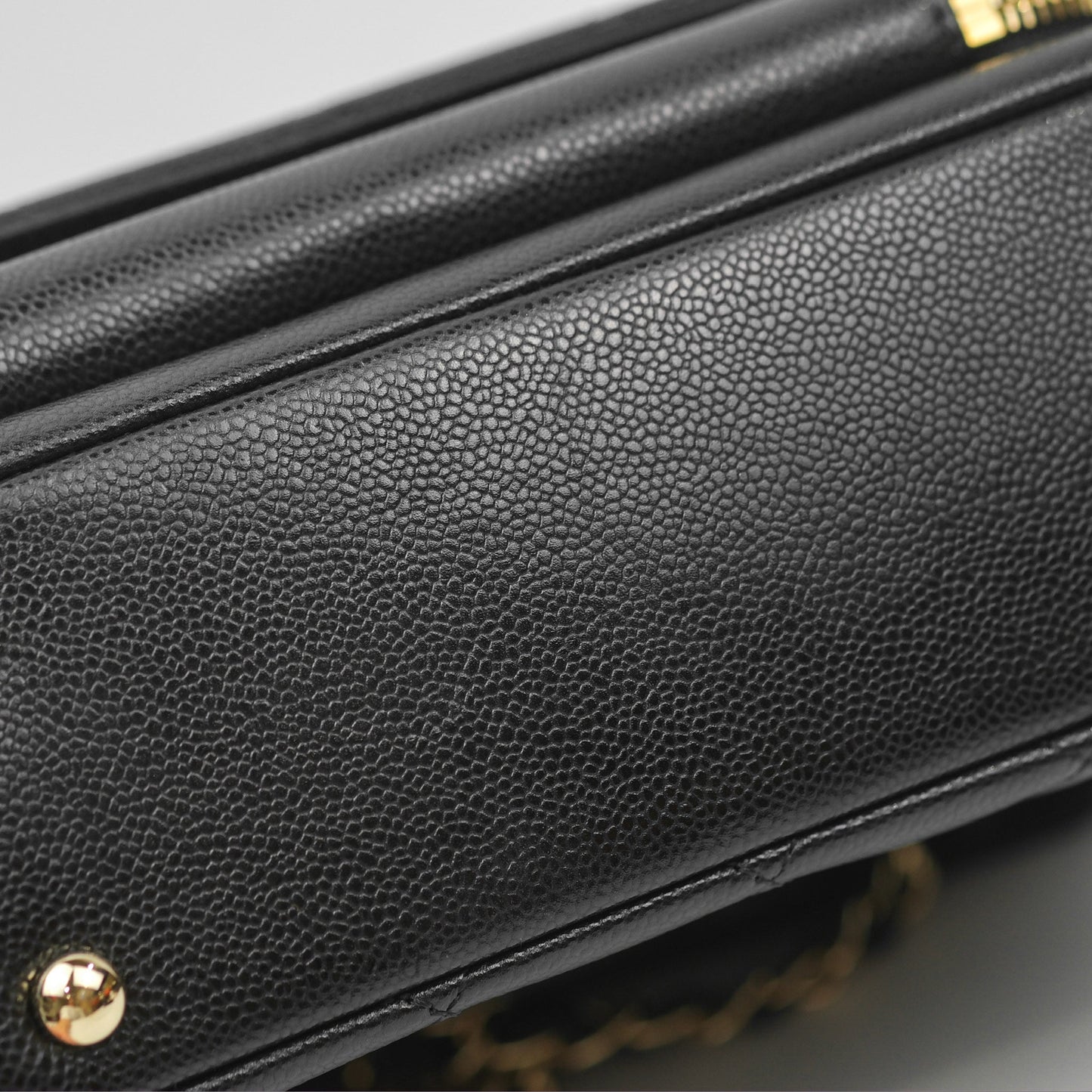Chanel Quilted Medium Business Affinity Flap Black Caviar Gold Hardware