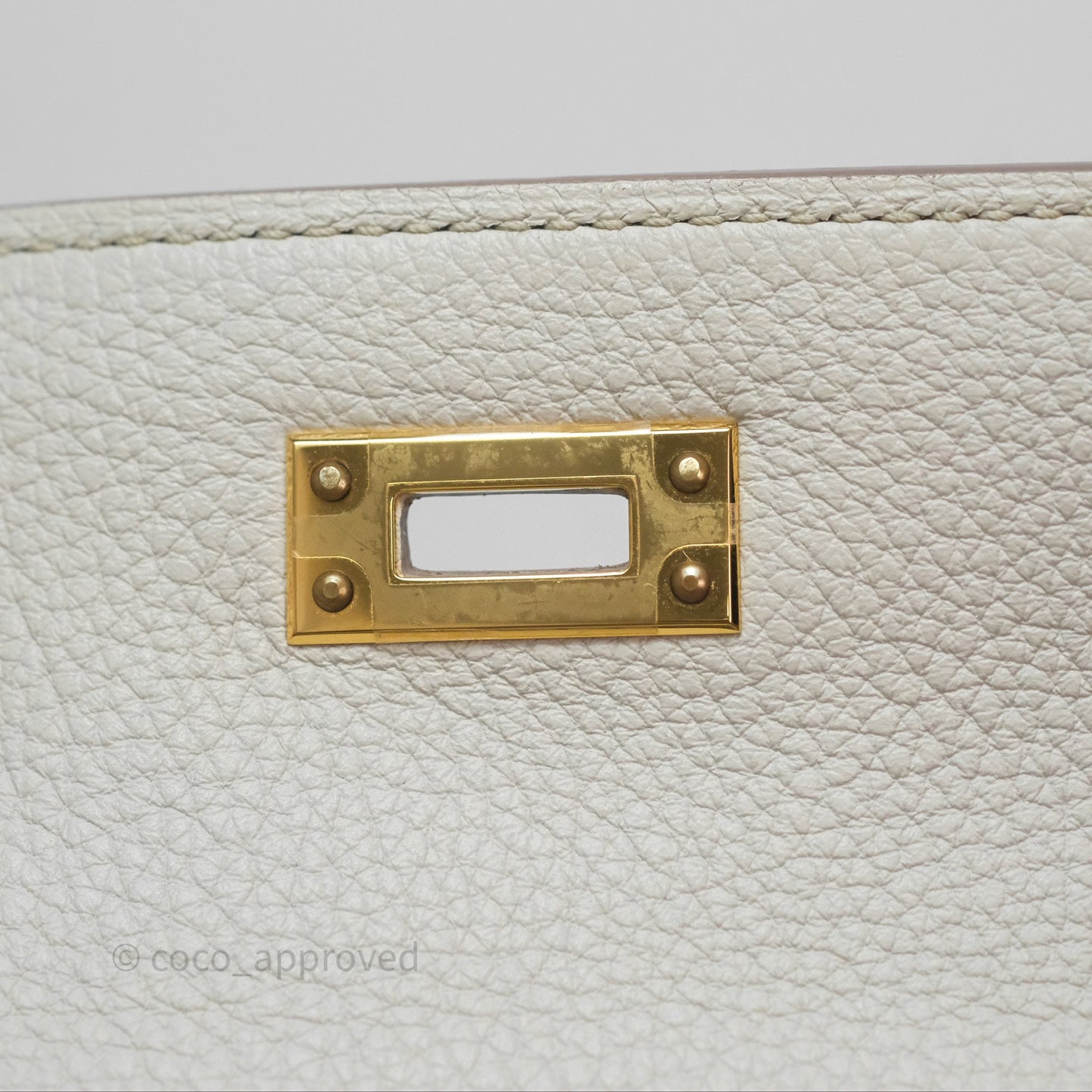 Hermès Retourne Kelly 25 Beton 8L Togo Gold Hardware