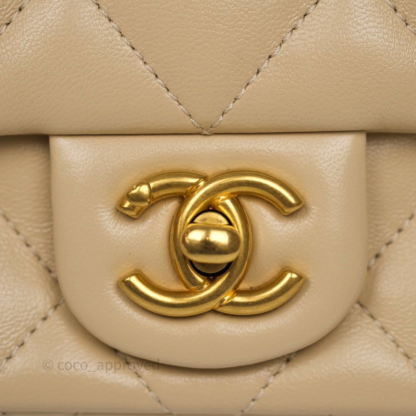 Chanel Sweetheart Mini Flap Beige Shiny Lambskin Aged Gold Hardware