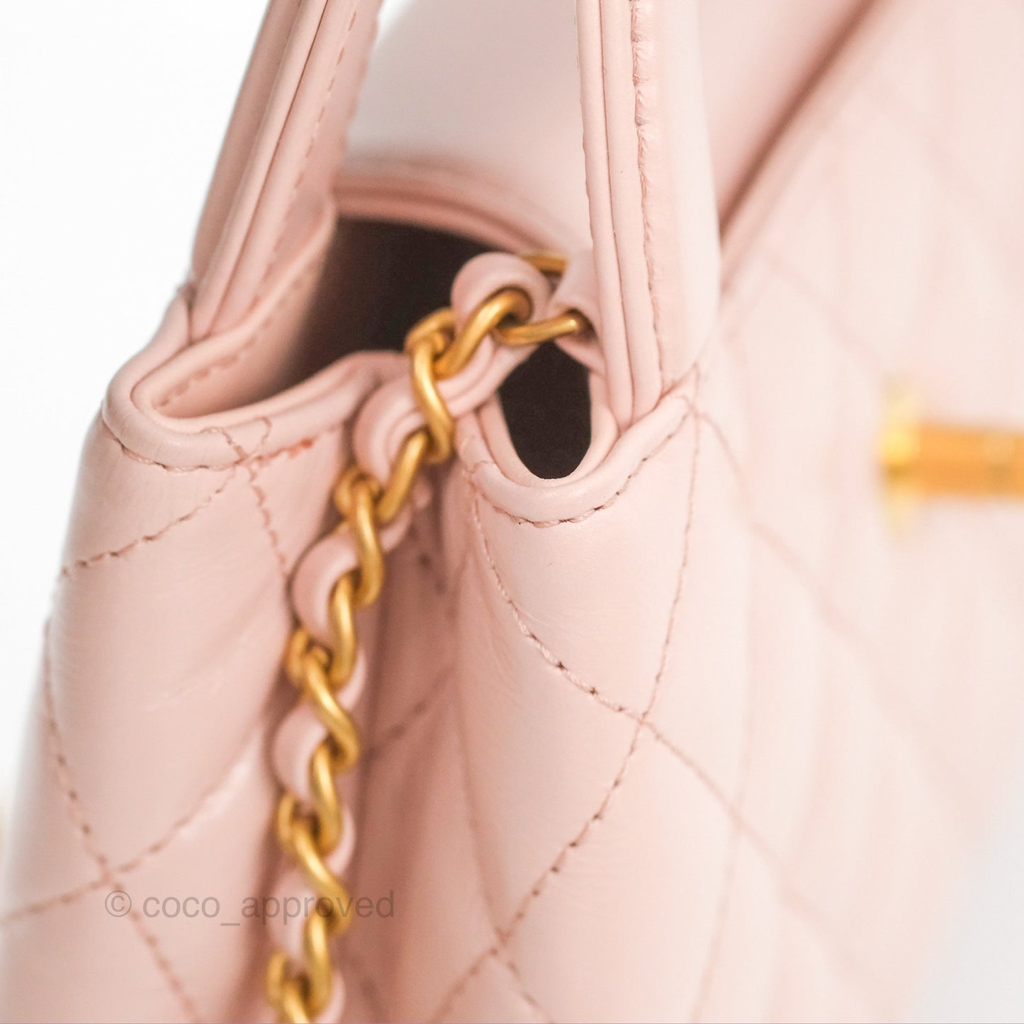 Chanel Kelly Bag Light Pink Shiny Calfskin Aged Gold Hardware