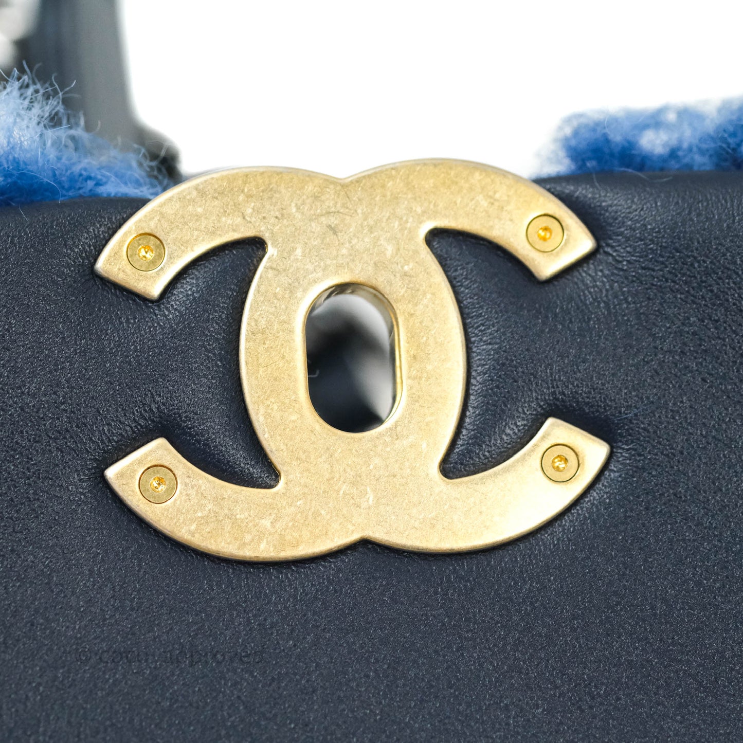 Chanel 19 Medium Shearling Blue Mixed Hardware 20A