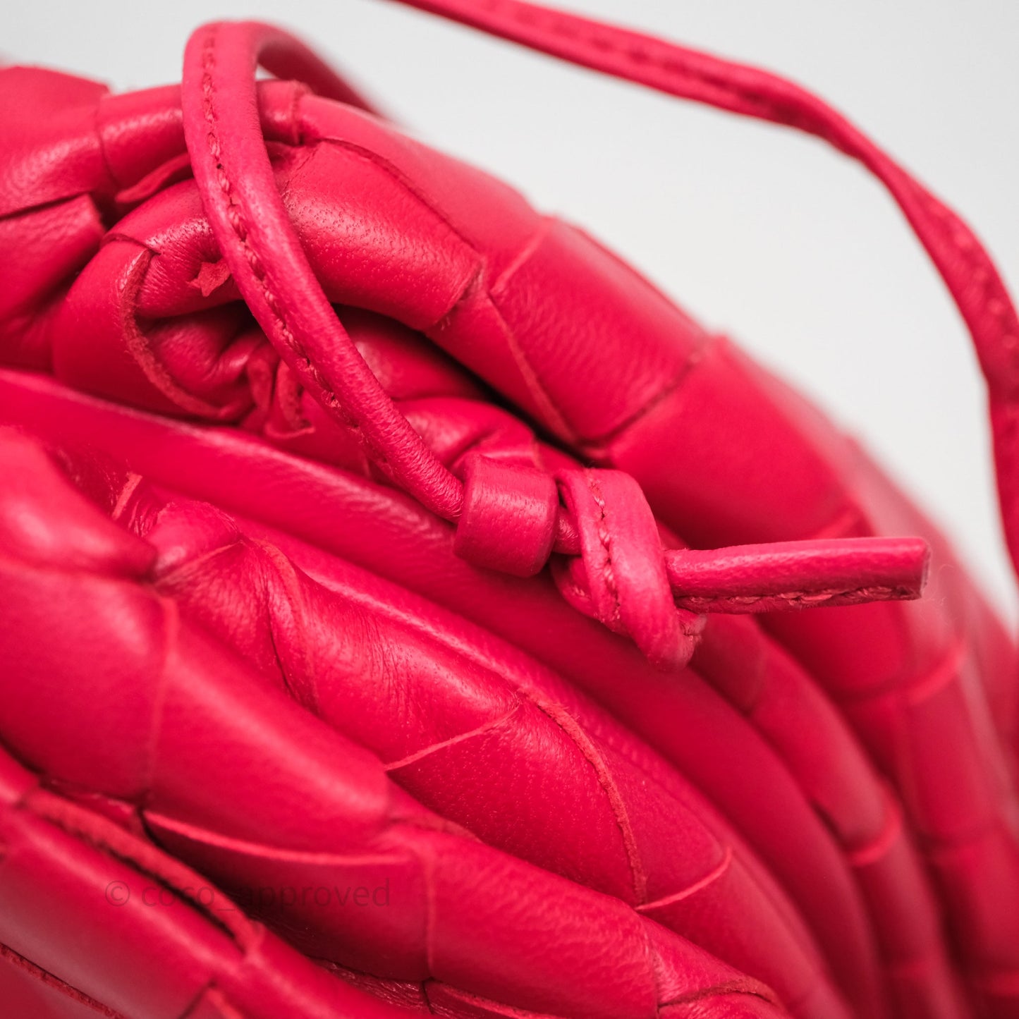 Bottega Veneta Mini Pouch Red Intrecciato Lambskin