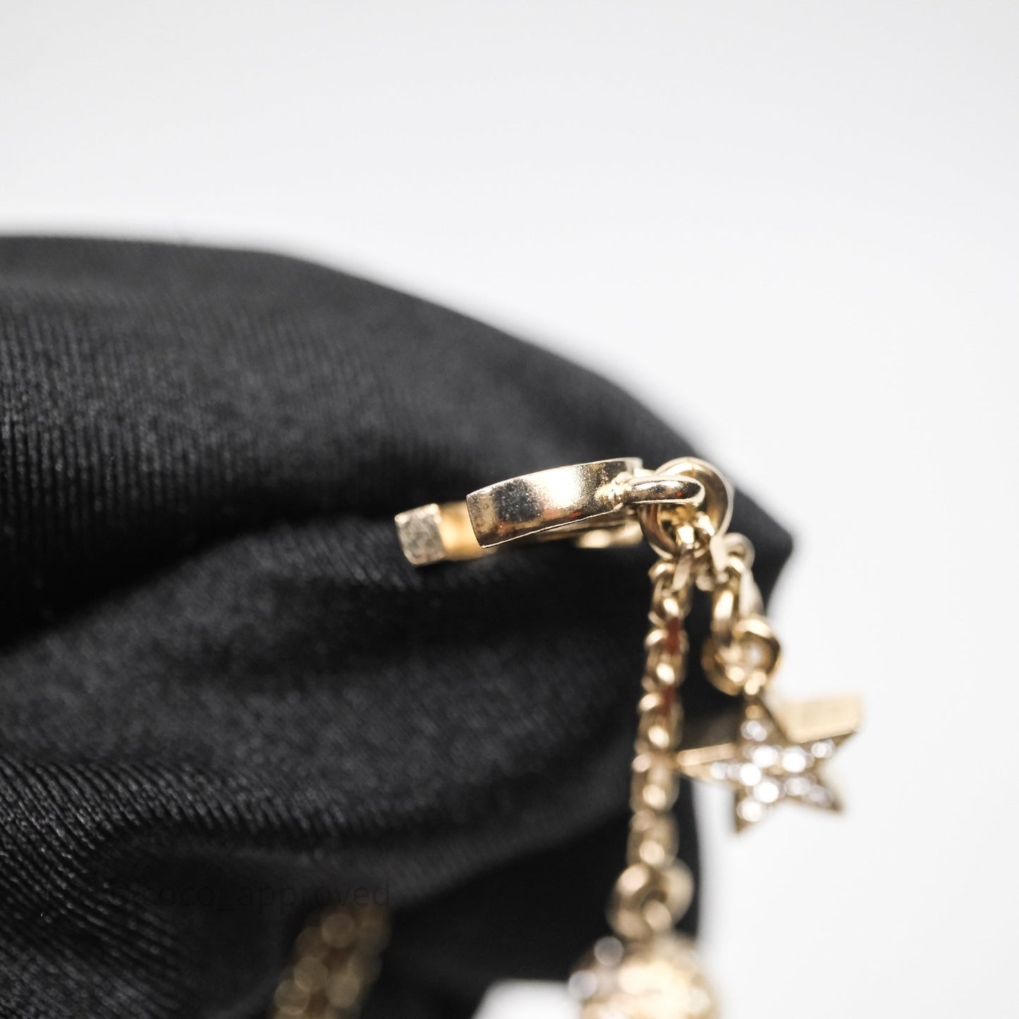 Chanel Crystal CC Necklace Gold Tone 23K