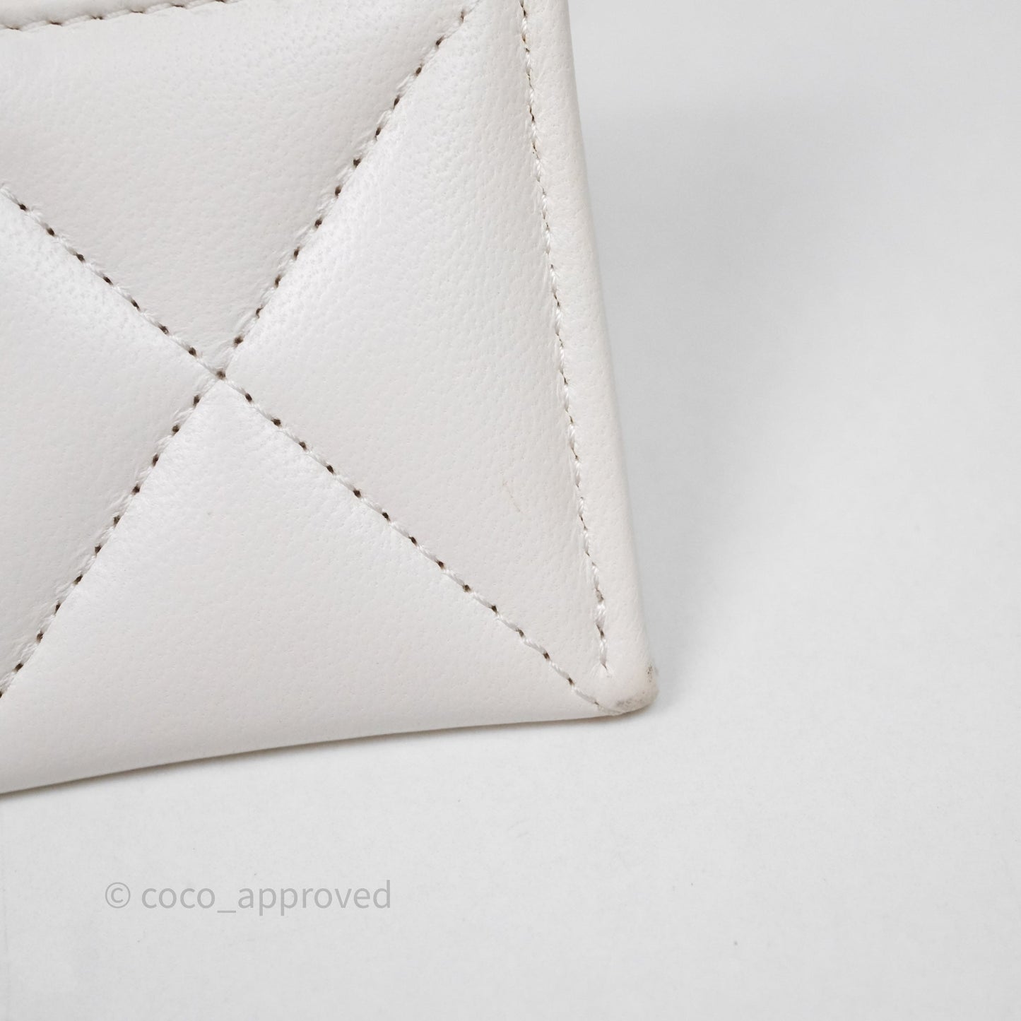 Chanel 19 Quilted Flat Card Holder White Lambskin
