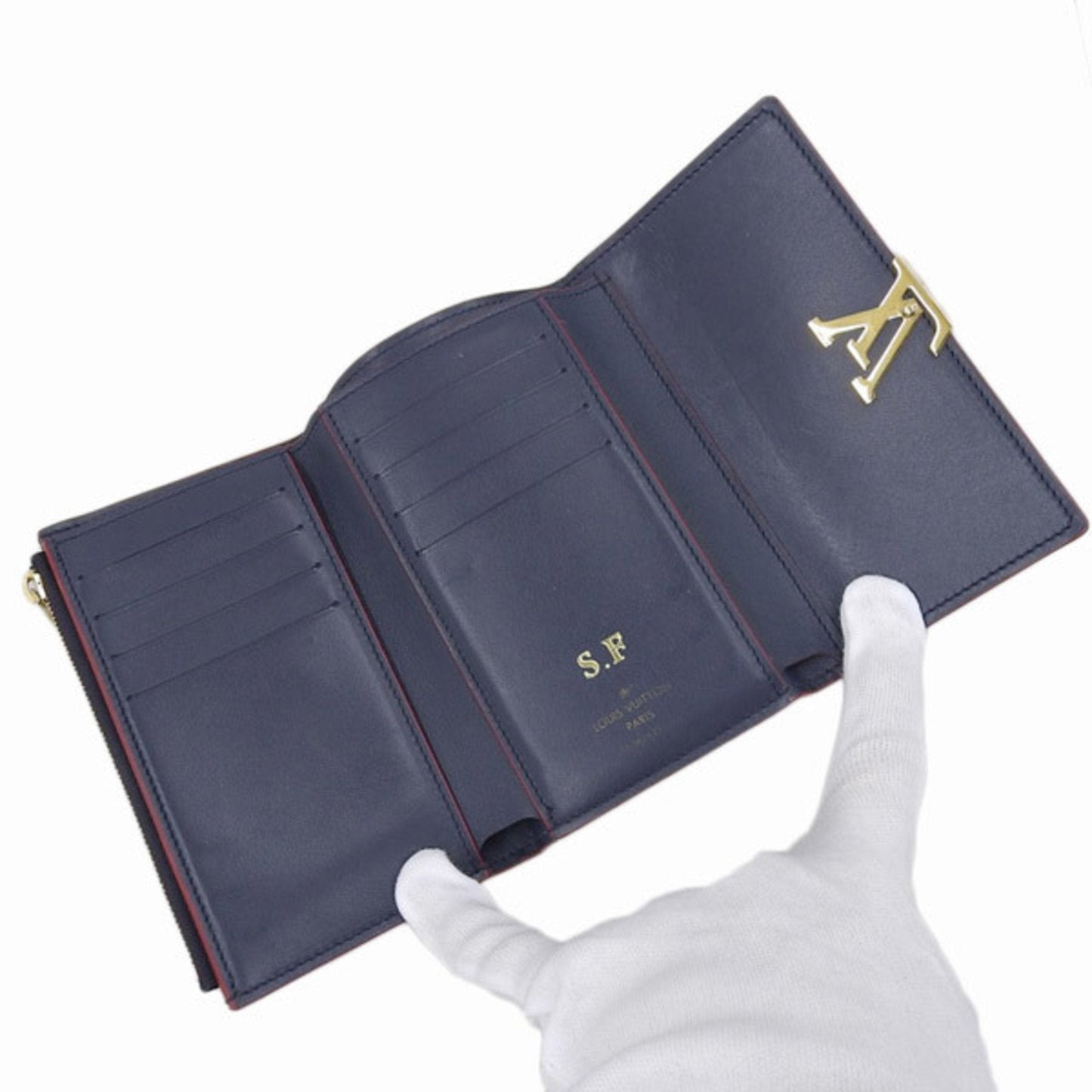 Louis Vuitton Capucines  Leather Wallet  ()