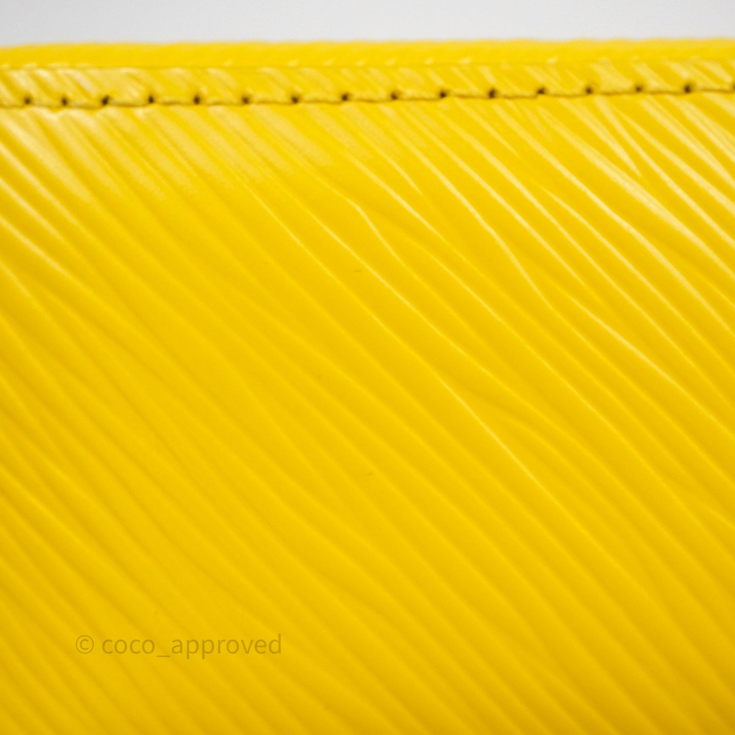 Louis Vuitton x Yayoi Kusama Epi Marellini Bag Infinity Dots Yellow Silver Hardware