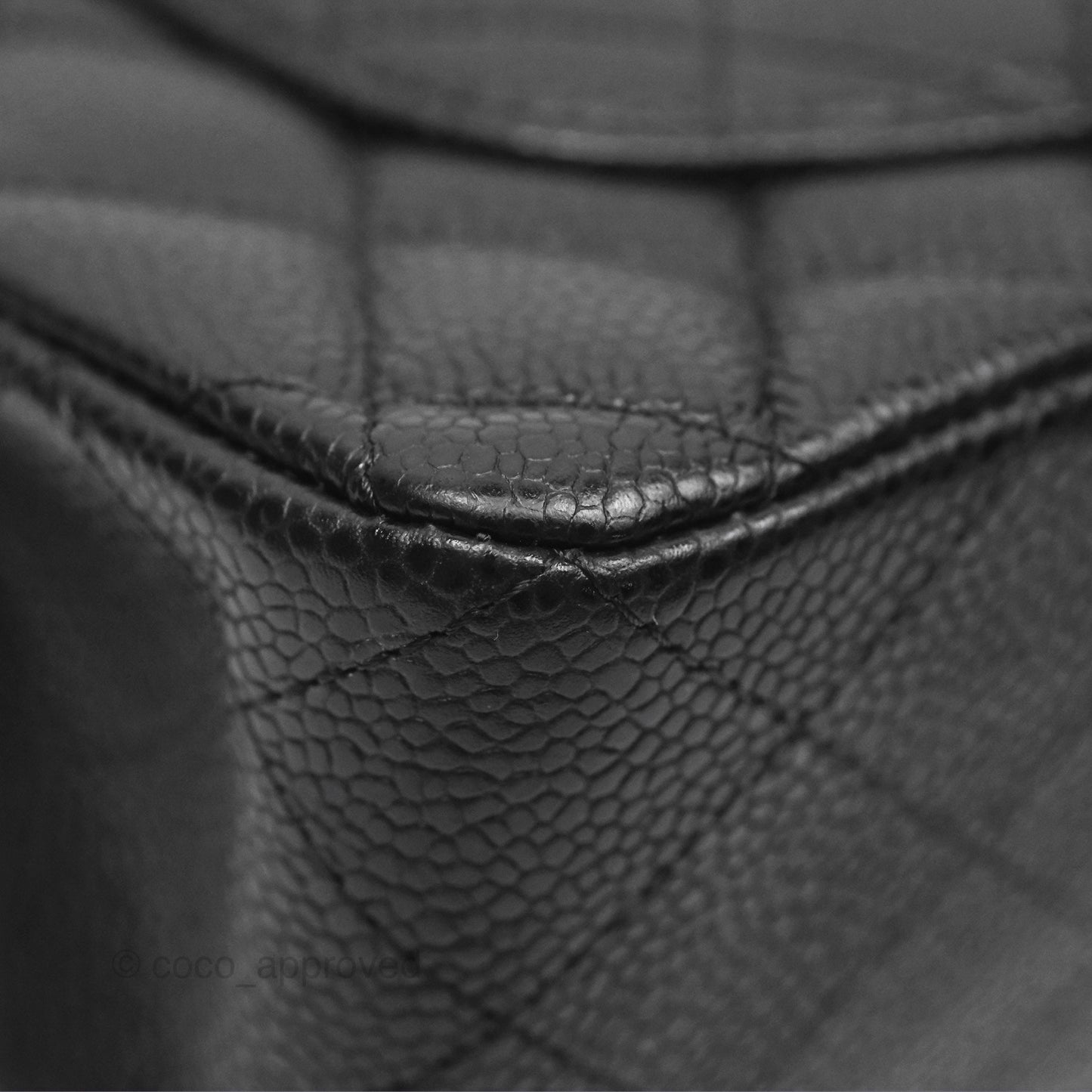 Chanel Small S/M Classic Flap Quilted Black Caviar Gold Hardware