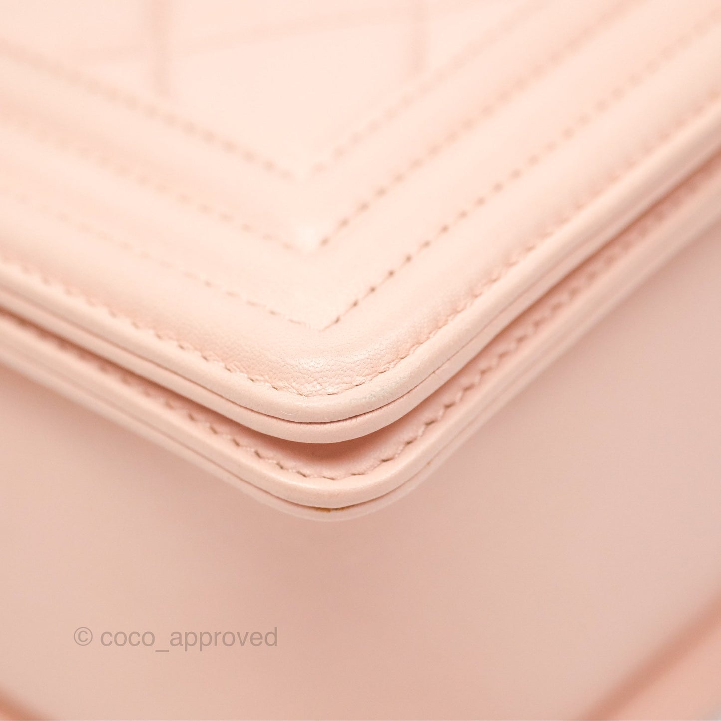 Chanel Quilted New Medium Boy Pink Lambskin Ruthenium Hardware