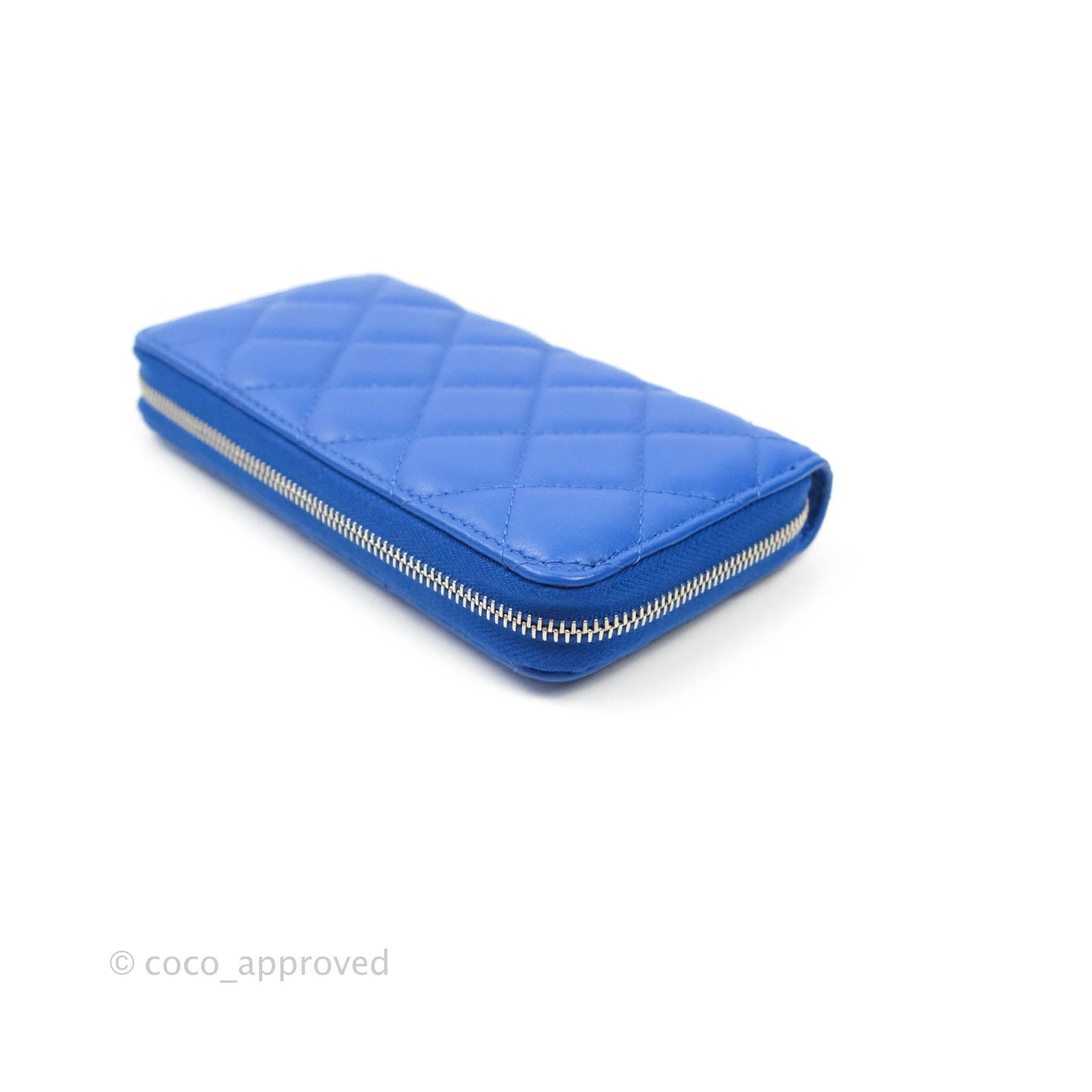 Chanel Classic Quilted Medium Zip Wallet Blue Lambskin Silver Hardware