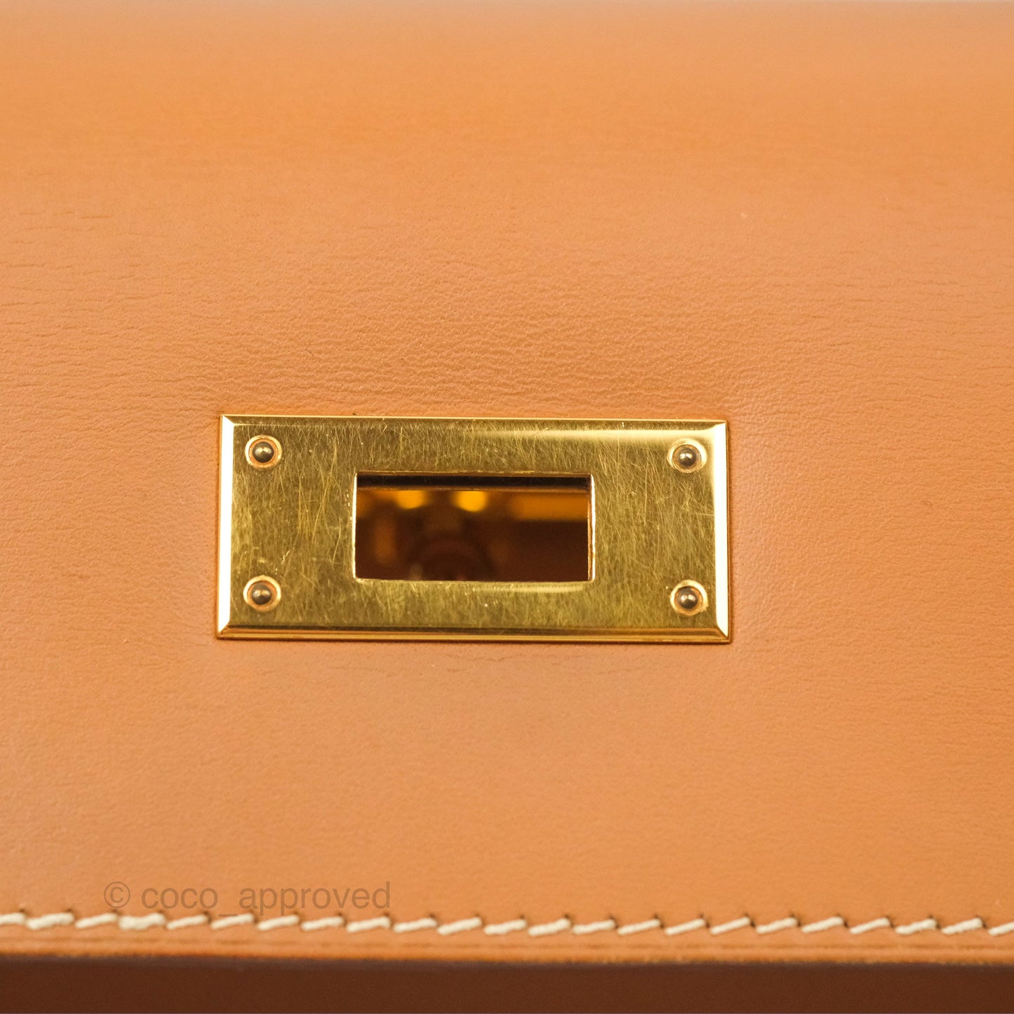 Hermès Vintage Kelly 28 Sellier Gold Calf Gold Hardware