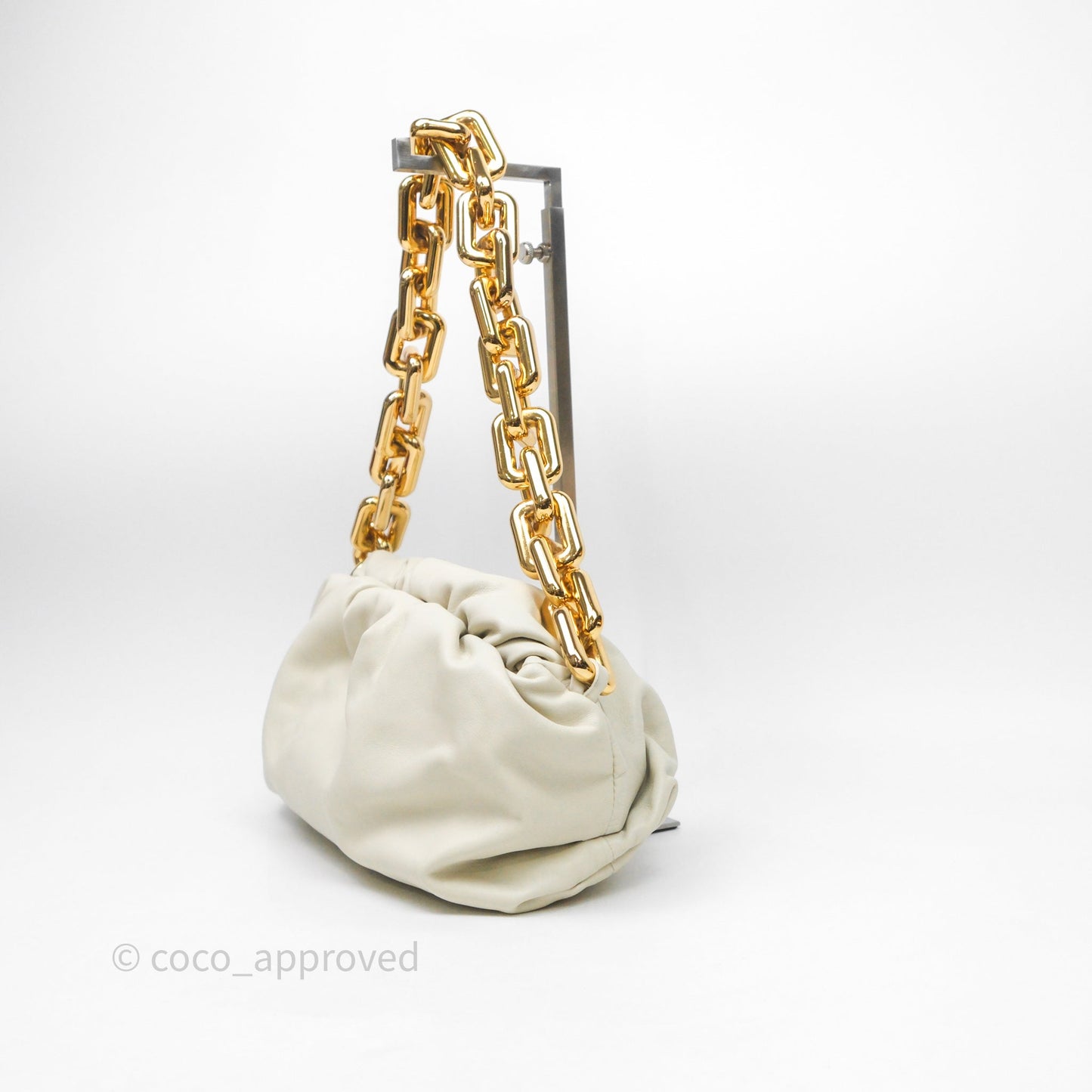 Bottega Veneta Chain Pouch Plaster Calfskin