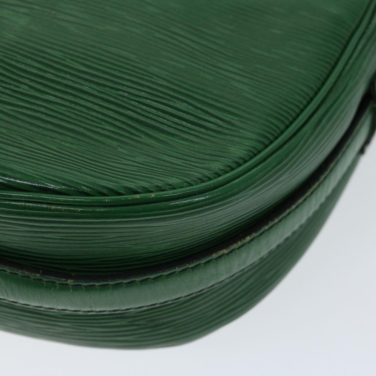 LOUIS VUITTON Epi Jeune Fille MM Shoulder Bag Green M52154 LV 66524