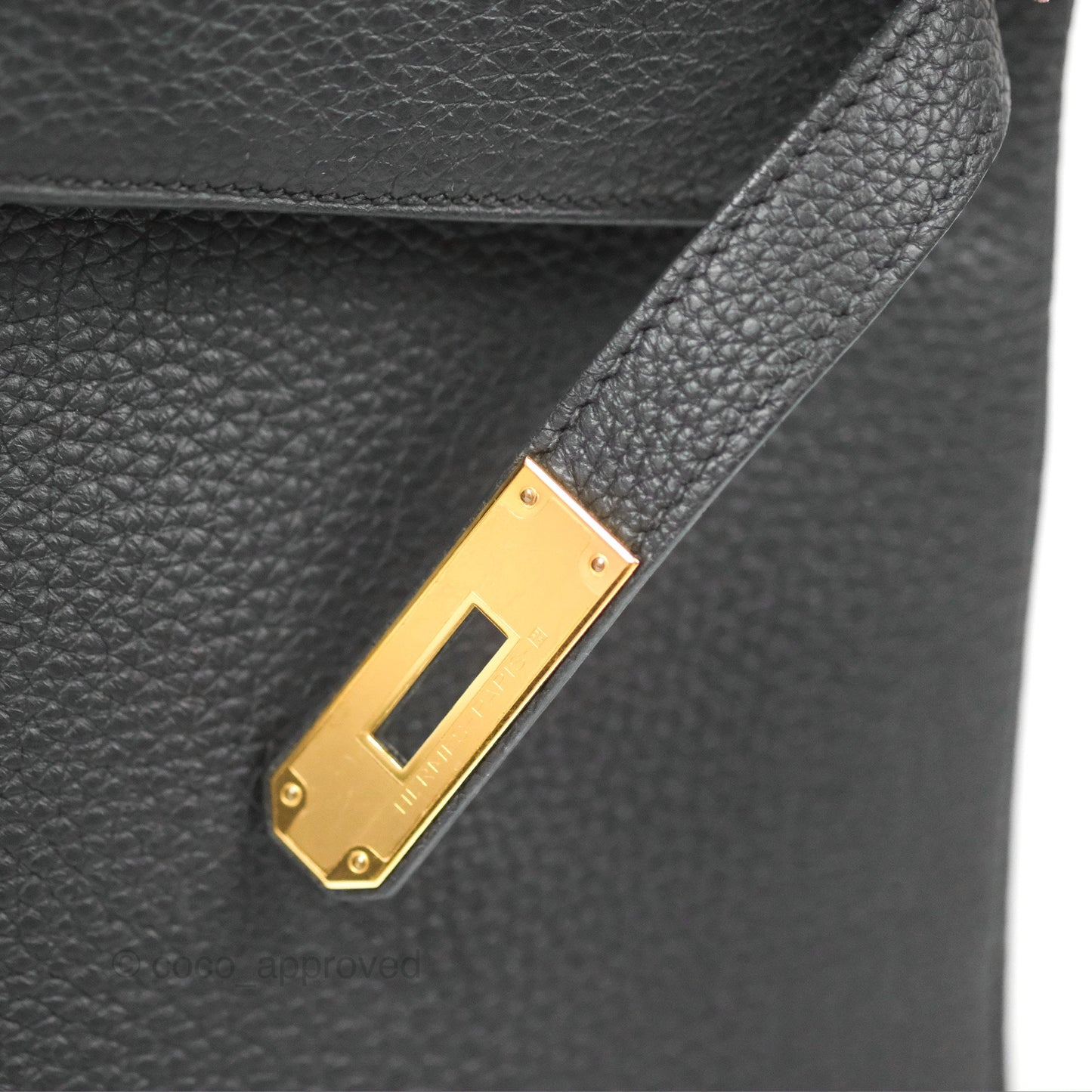 Hermès Retourne Kelly 28 Black Togo Gold Hardware