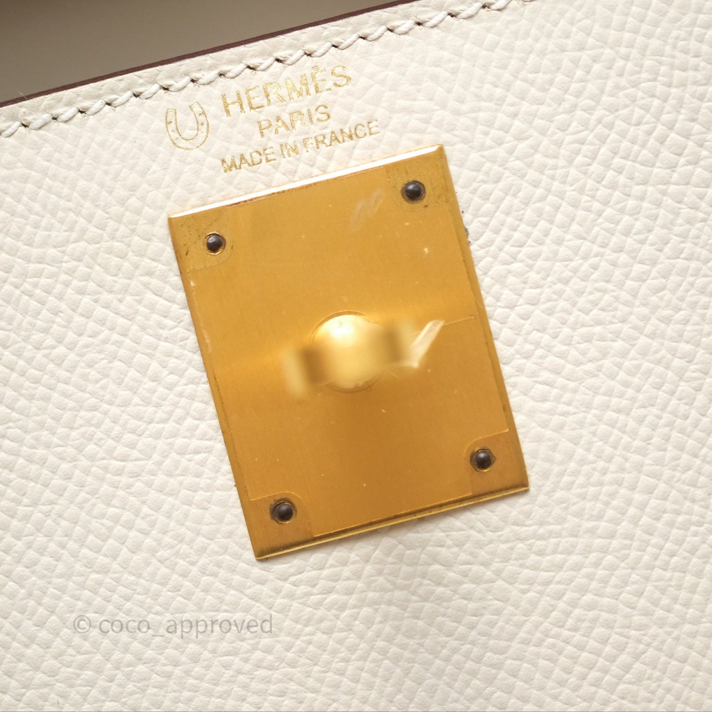 Hermès HSS Sellier Kelly 28 Craie 10 / Amber 9D Epsom Brushed Gold Hardware