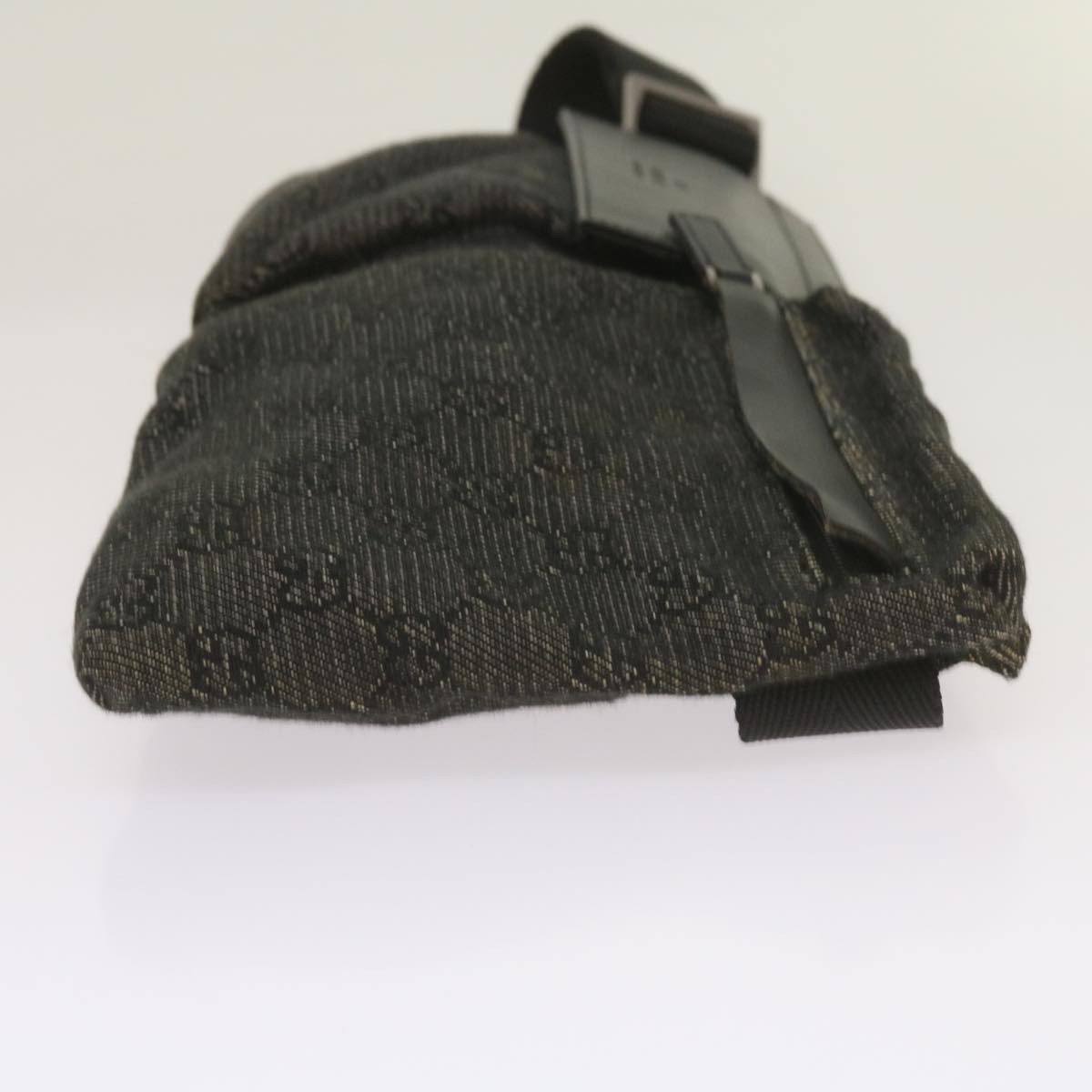 GUCCI GG Canvas Waist bag Black 28566  66840