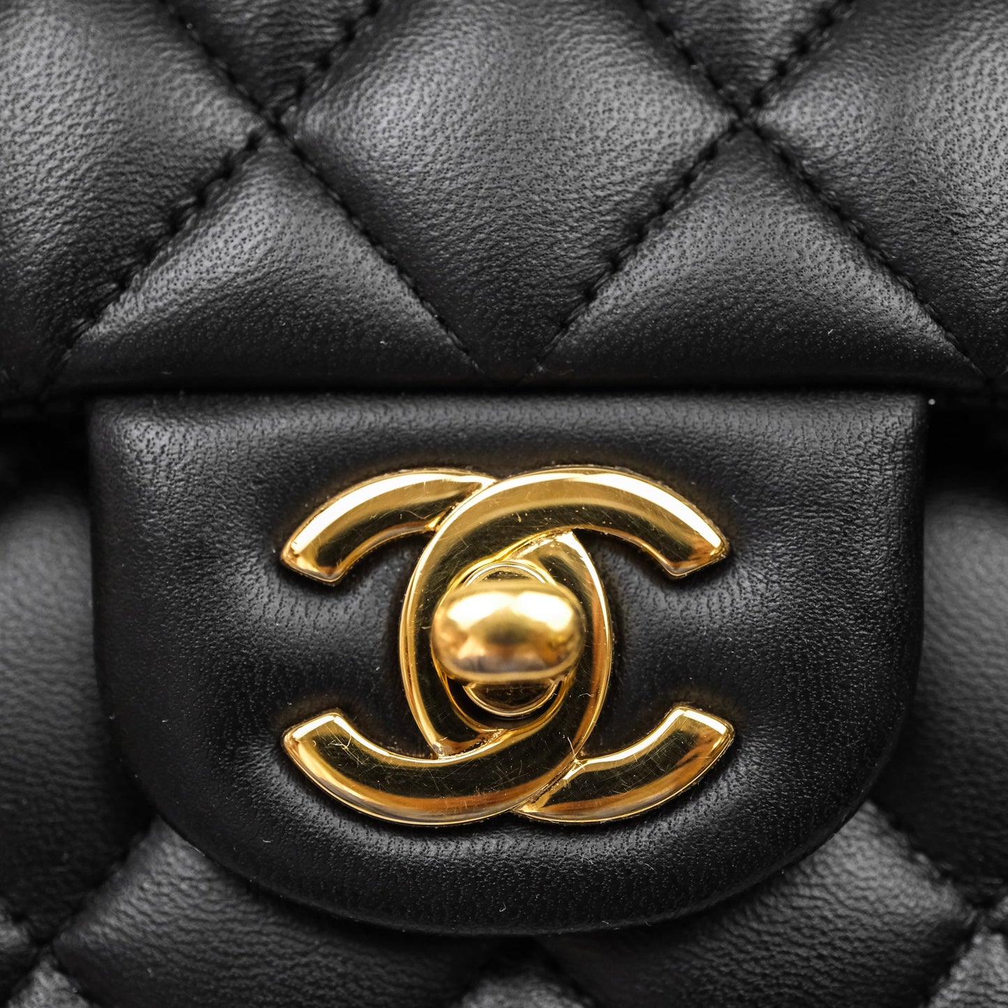 Chanel Classic M/L Medium Flap Quilted Black Lambskin Gold Hardware