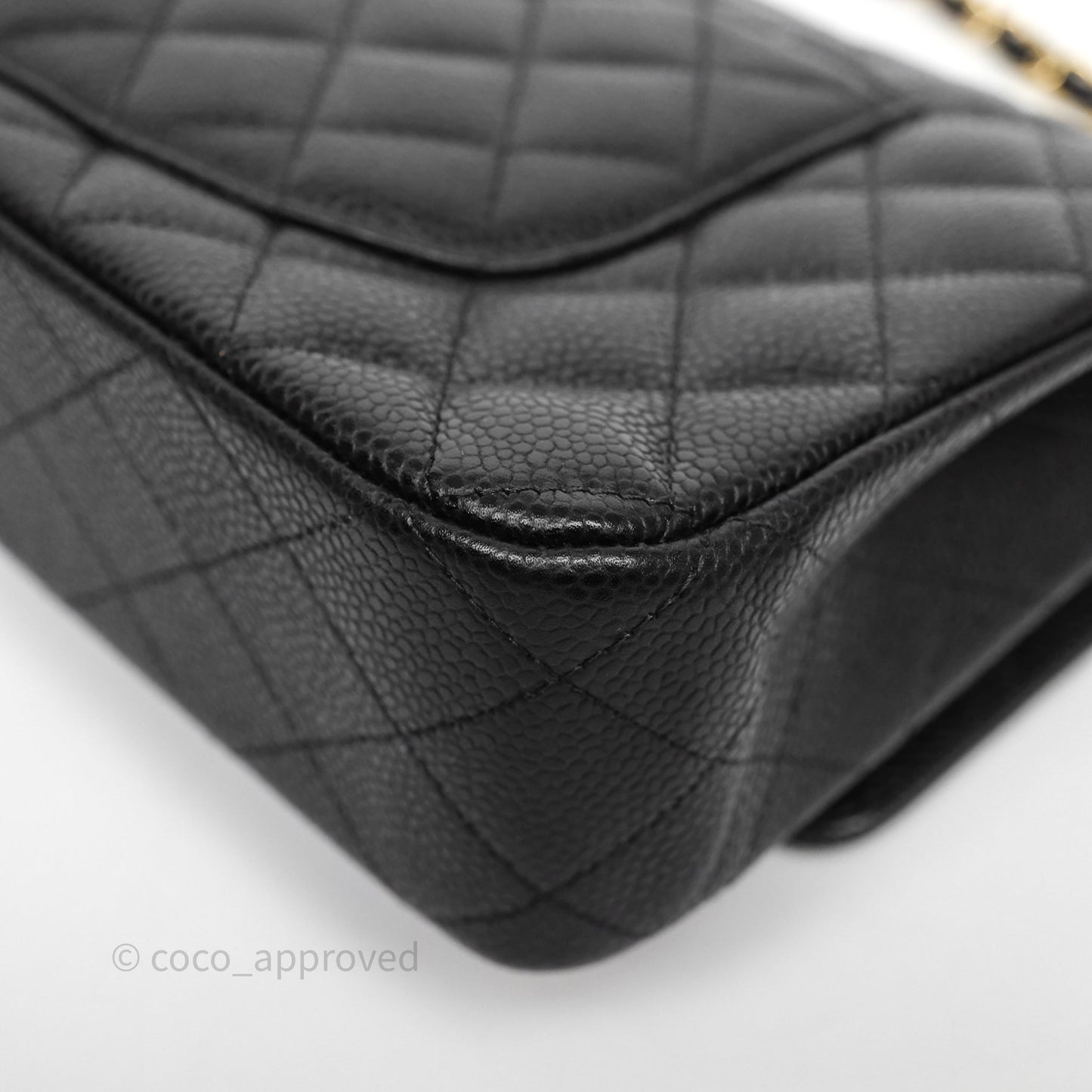 Chanel Classic M/L Medium Flap Quilted Black Caviar Gold Hardware