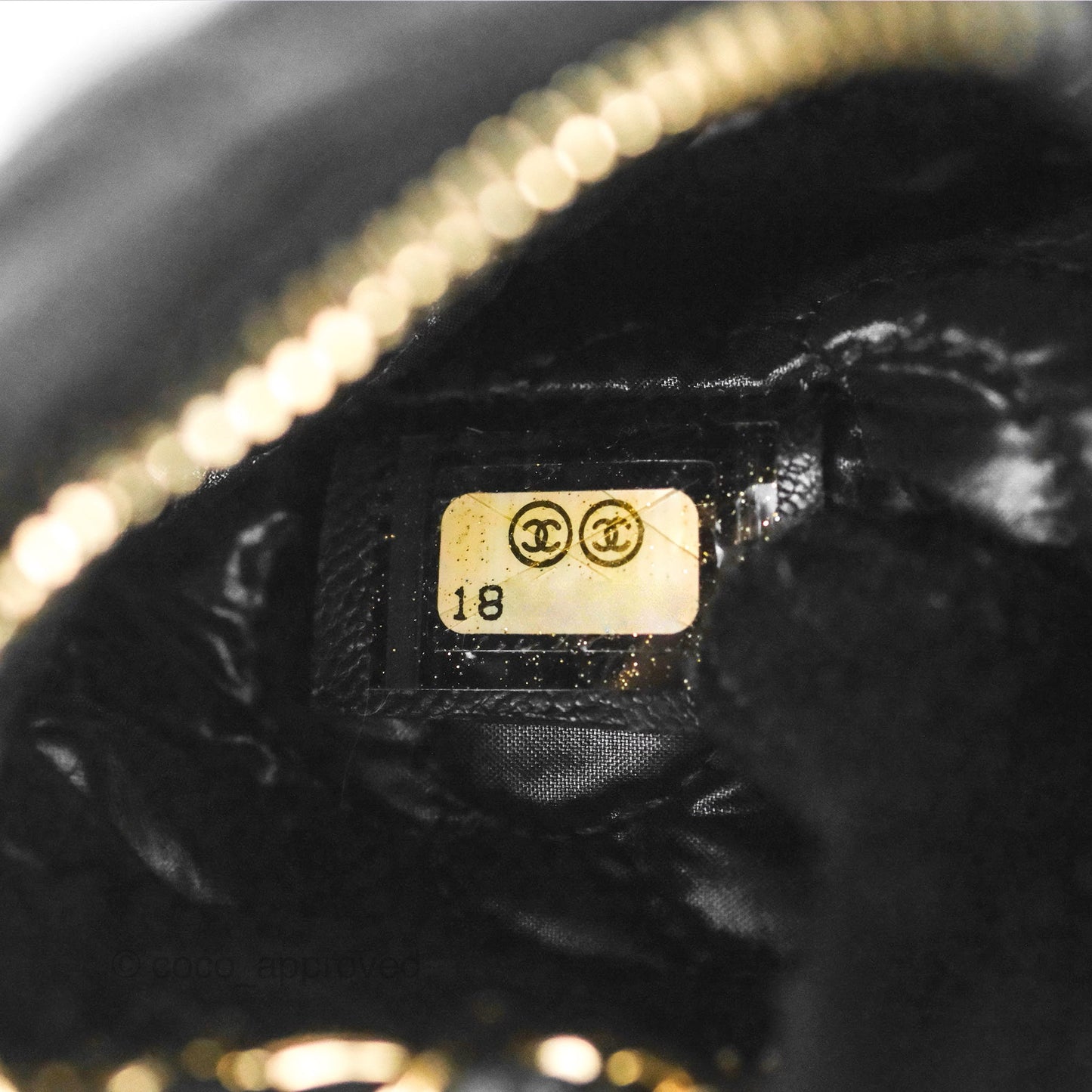 Chanel Camellia Pochette Clutch Black Lambskin Gold Hardware