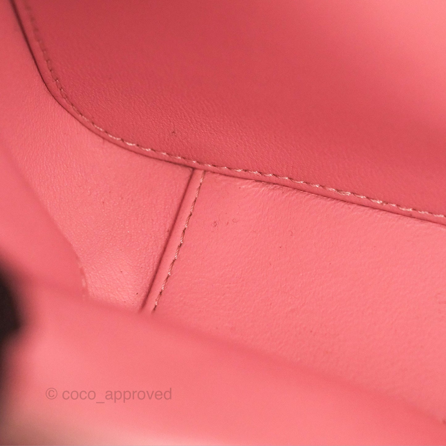 Chanel Quilted Medium CC Filigree Vanity Case Pink Caviar Gold Hardware